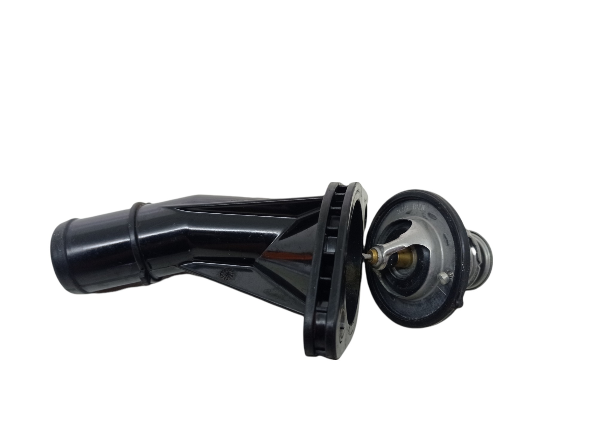 Carcaca Valvula Termostatica Hyundai Creta 2.0 16v 2021 Aut