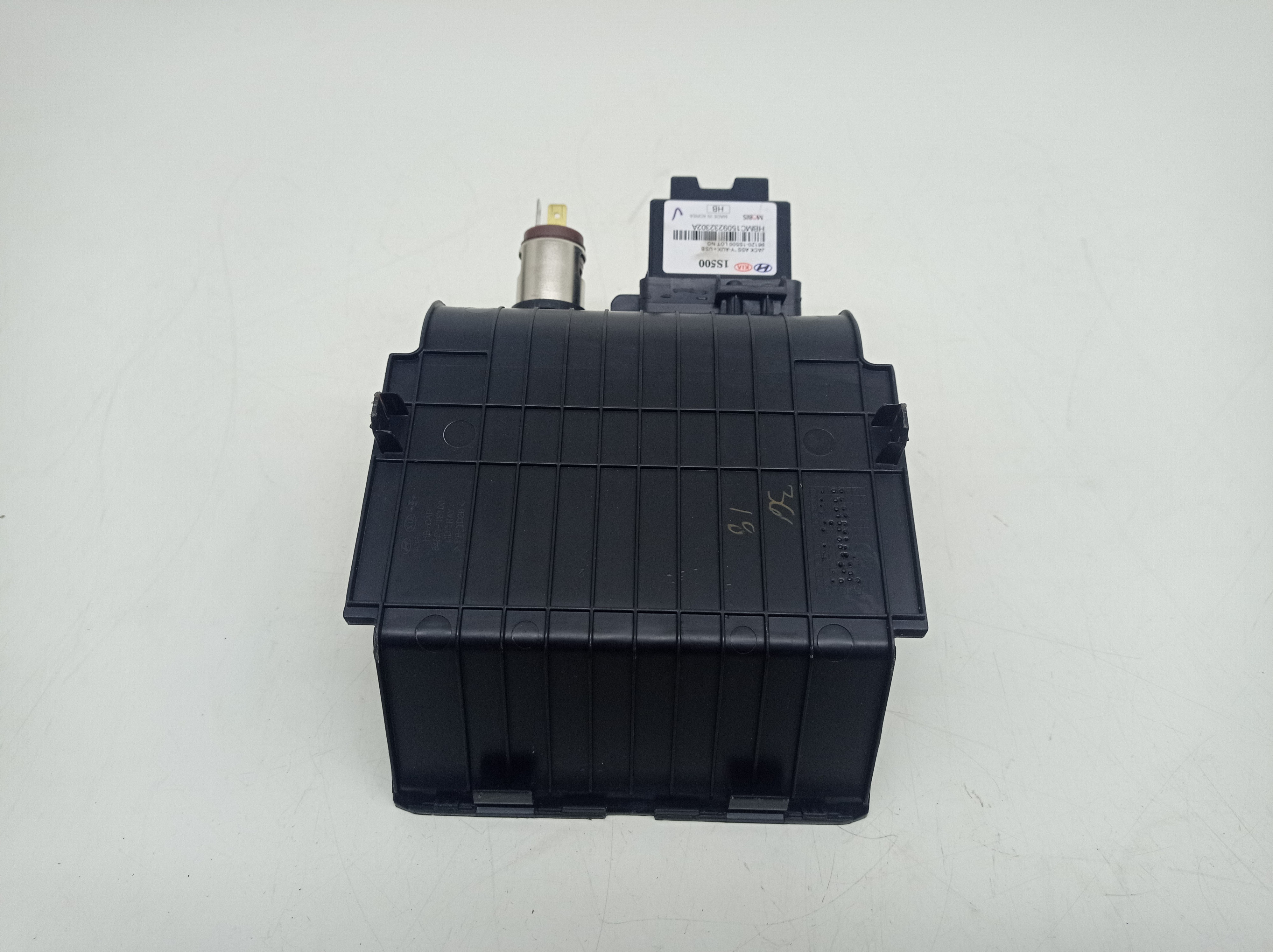 Moldura Painel Usb Hyundai Hb20 2016 6