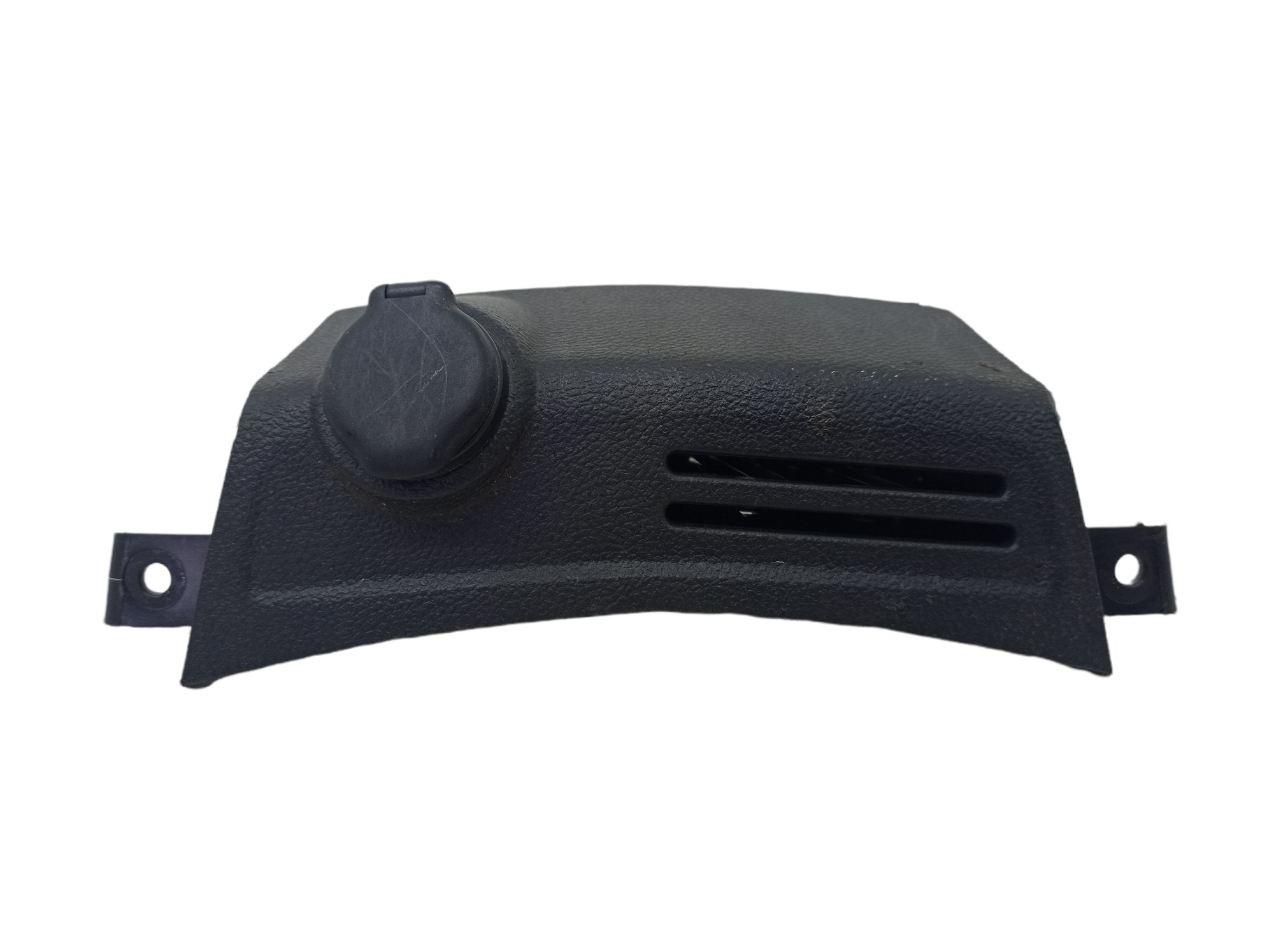 Moldura Acendedor Console Chevrolet Tracker 2014 Preto 2