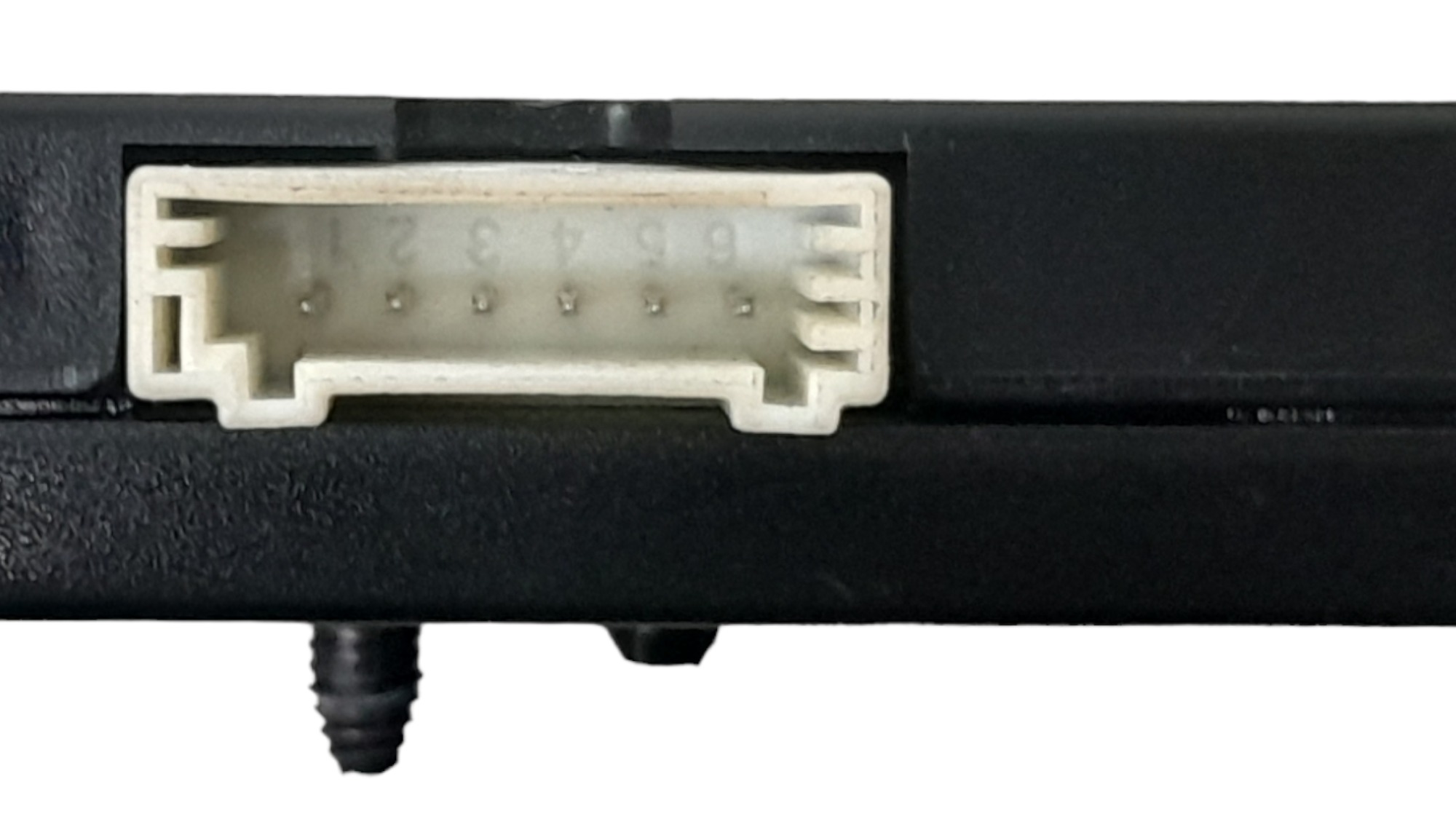 Modulo Amplificador Antena Bmw X1 2.0 16v Gas Aut 2014 7