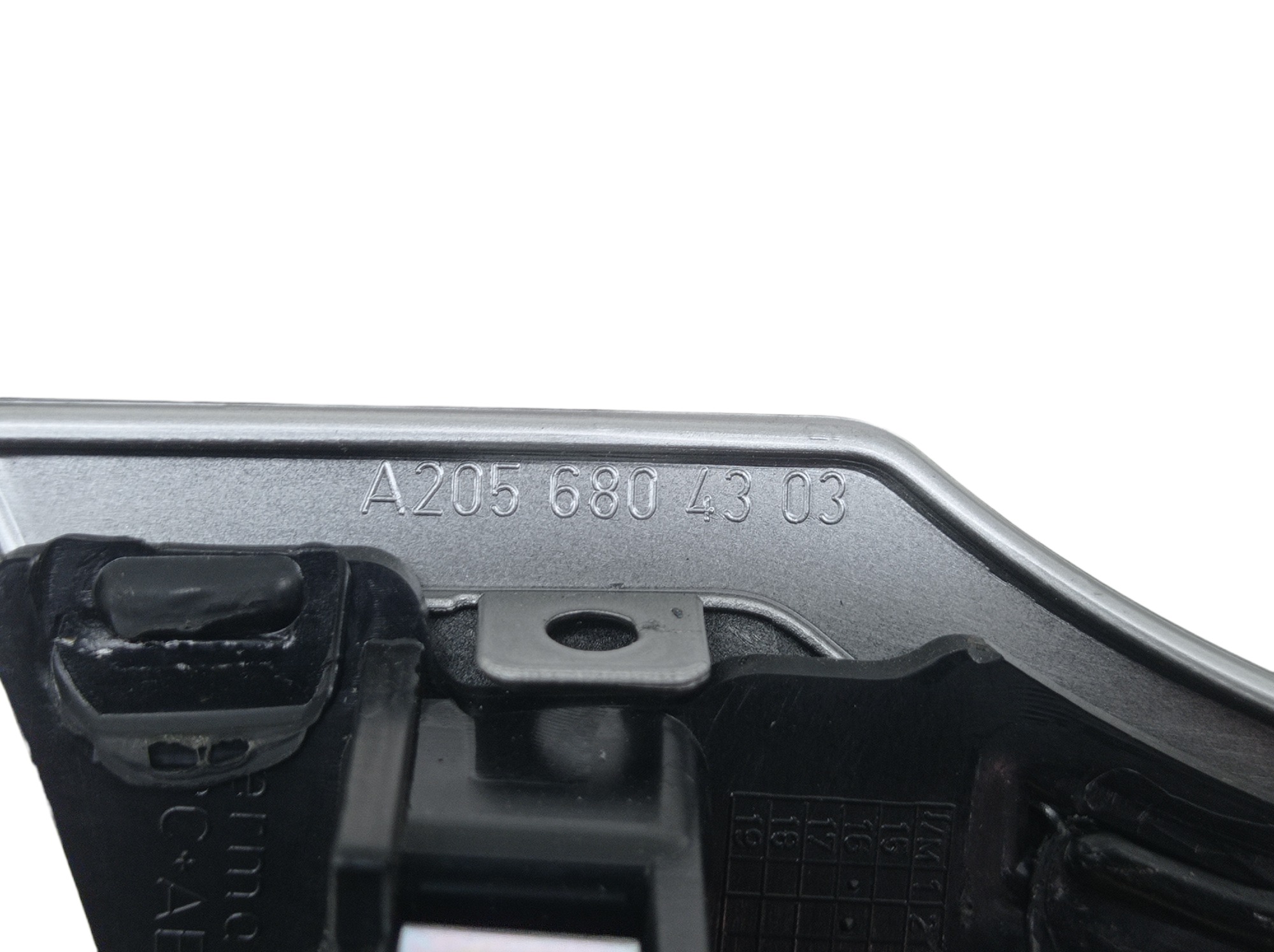 Moldura Esquerda Painel Mercedes Glc 250 2017 5