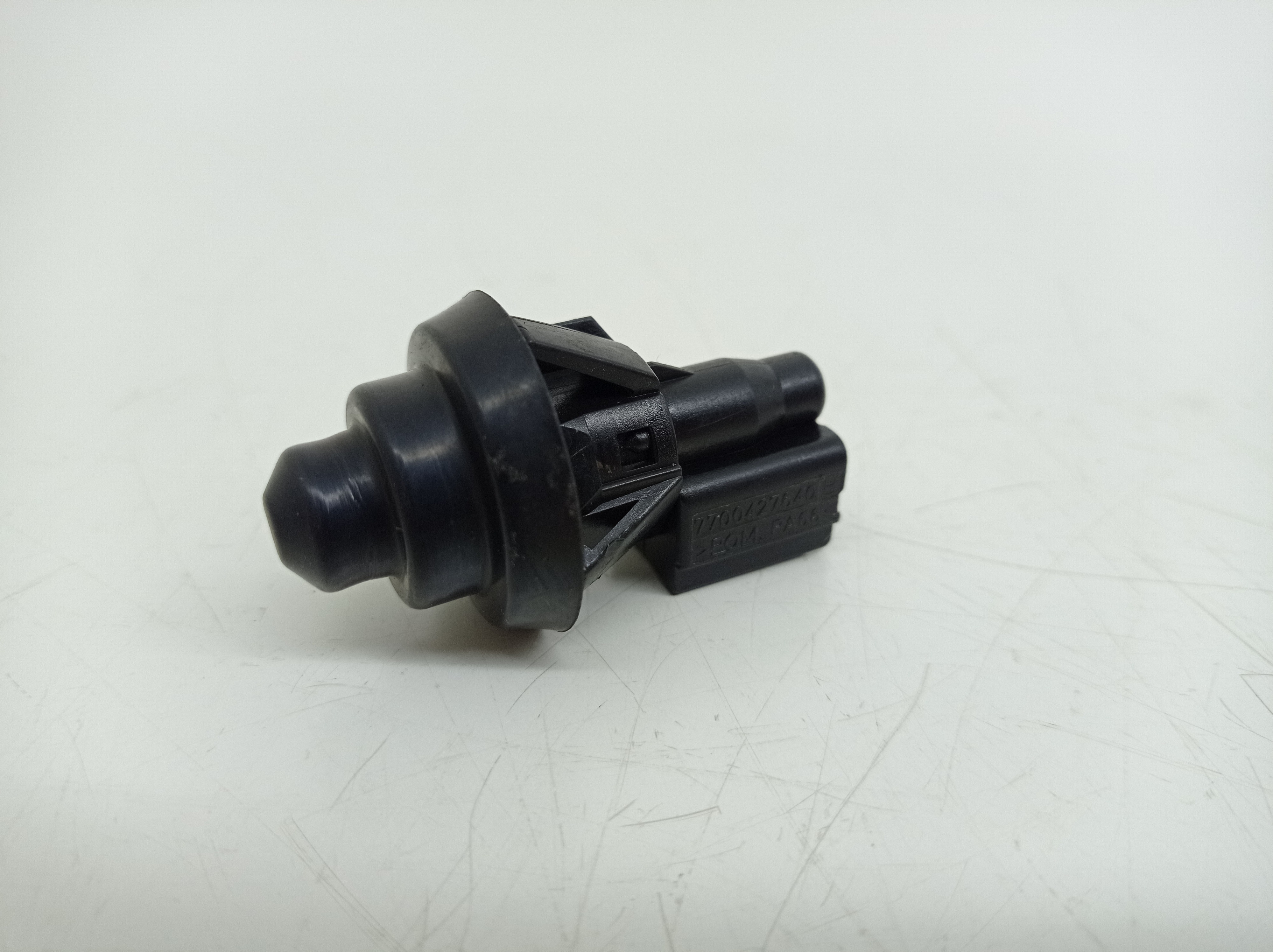 Interruptor Porta Dianteira Esquerda Renault Duster 2014 1