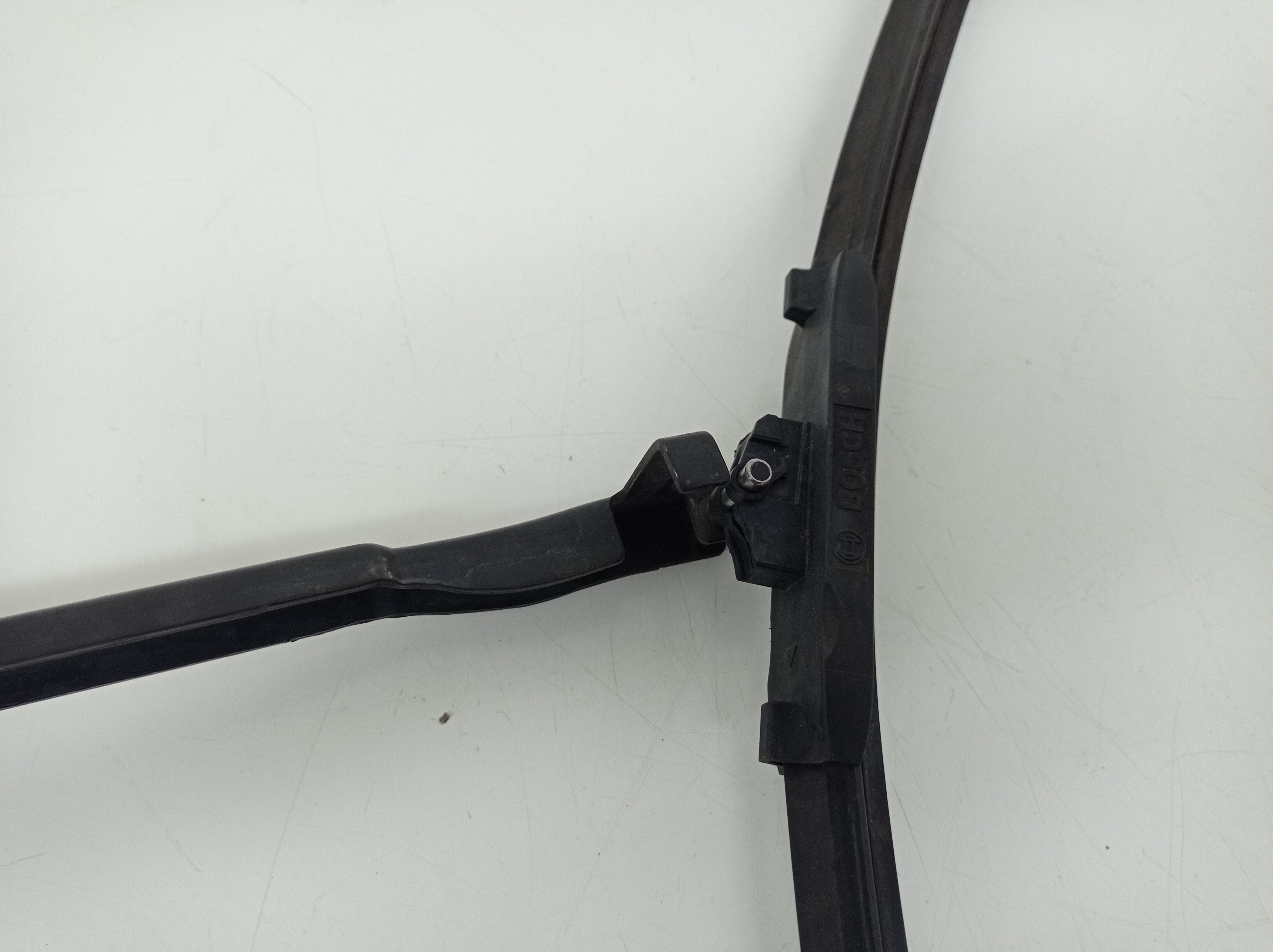 Braço Limpador Parabrisa Esquerdo Bmw 325i 2008 2