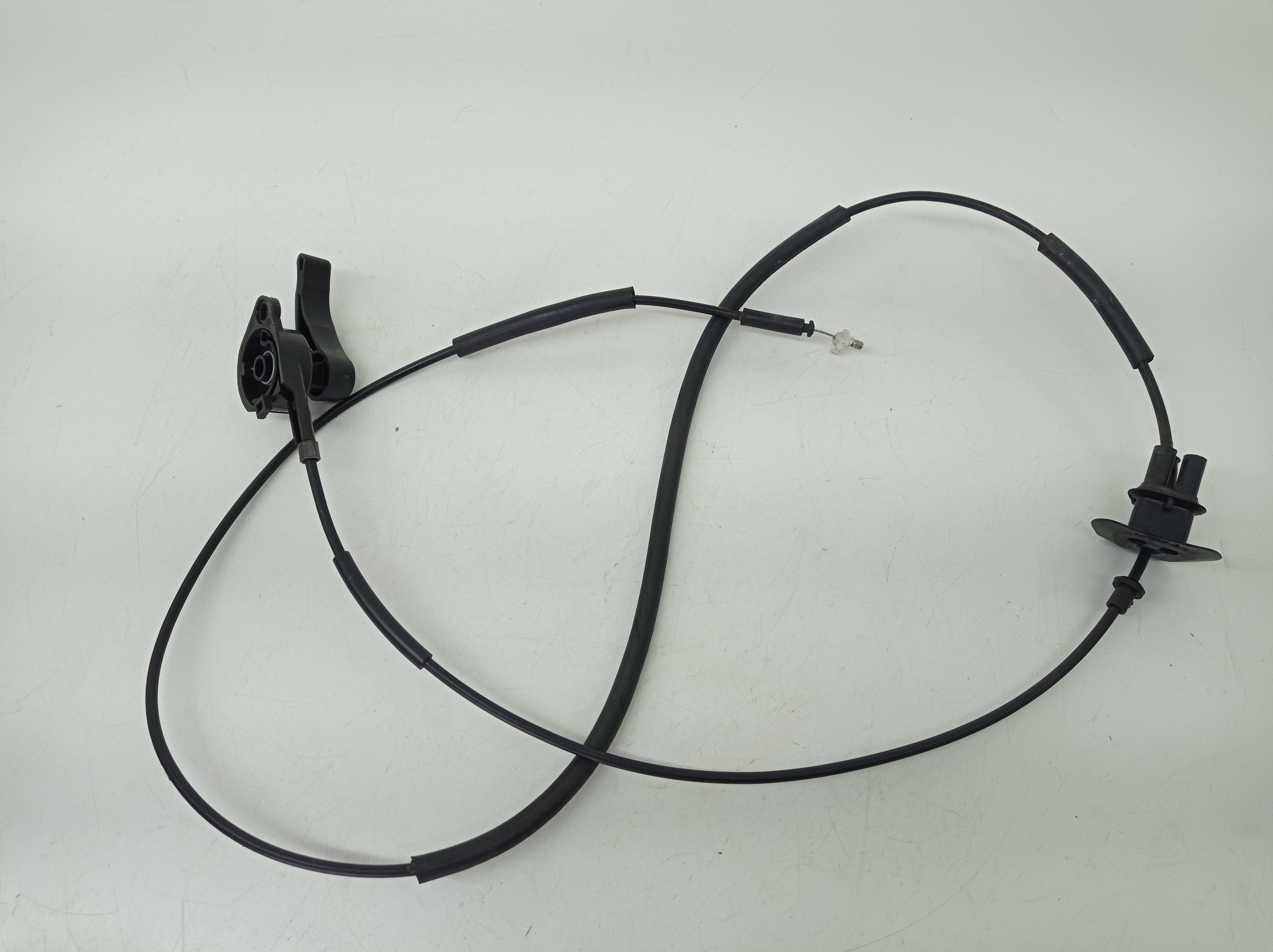 Cabo Acionador Capo Renault Duster 2014 5