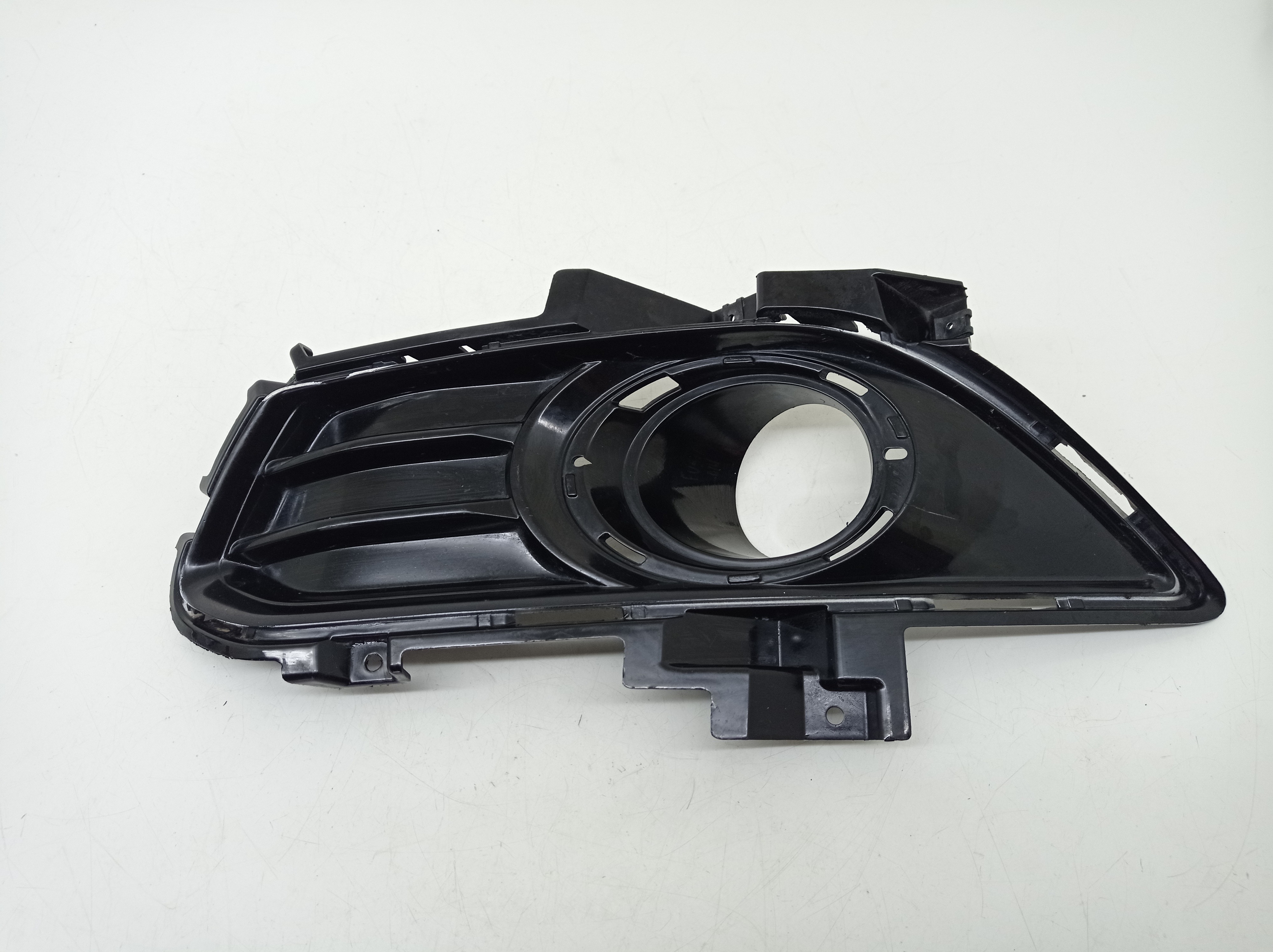 Moldura Farol De Milha Esquerdo Ford Fusion 2014  Preto Esquerdo 1