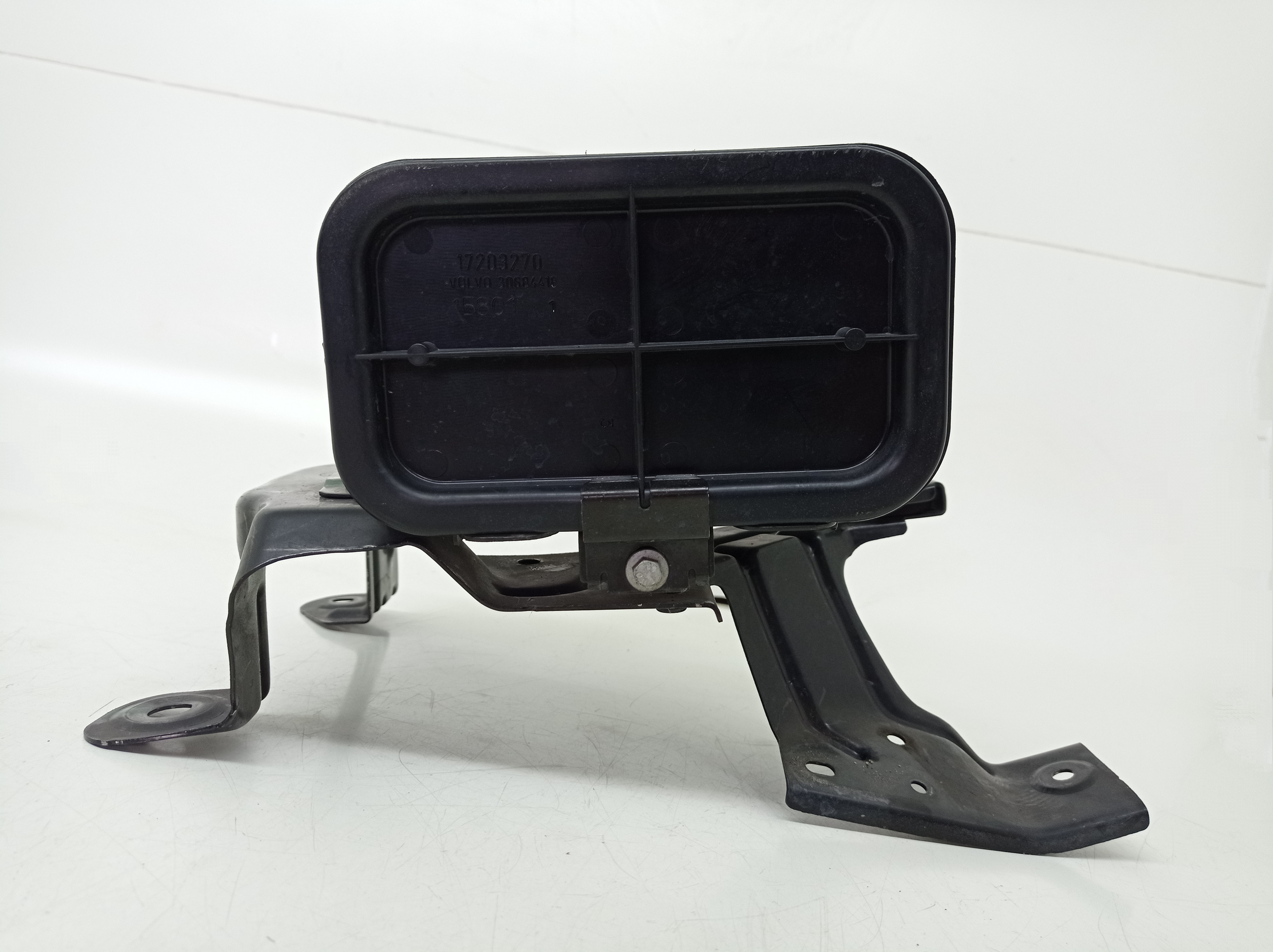 Canister Volvo Xc60 T6 3.0 6cc 2011 Gasolina Automatico 5