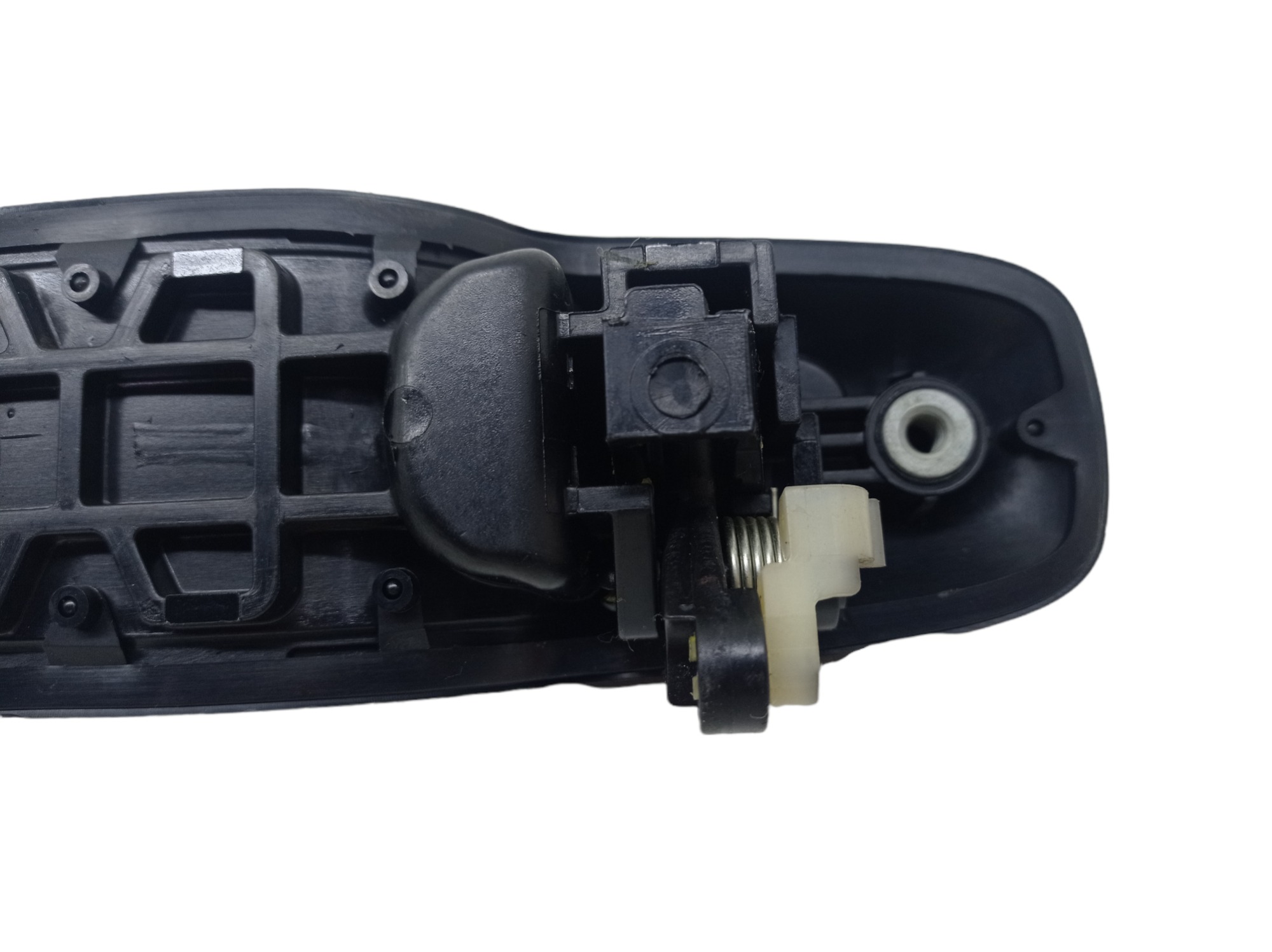 Macaneta Externa Dianteira Esquerda Chevrolet Tracker 2009  – Preto 7
