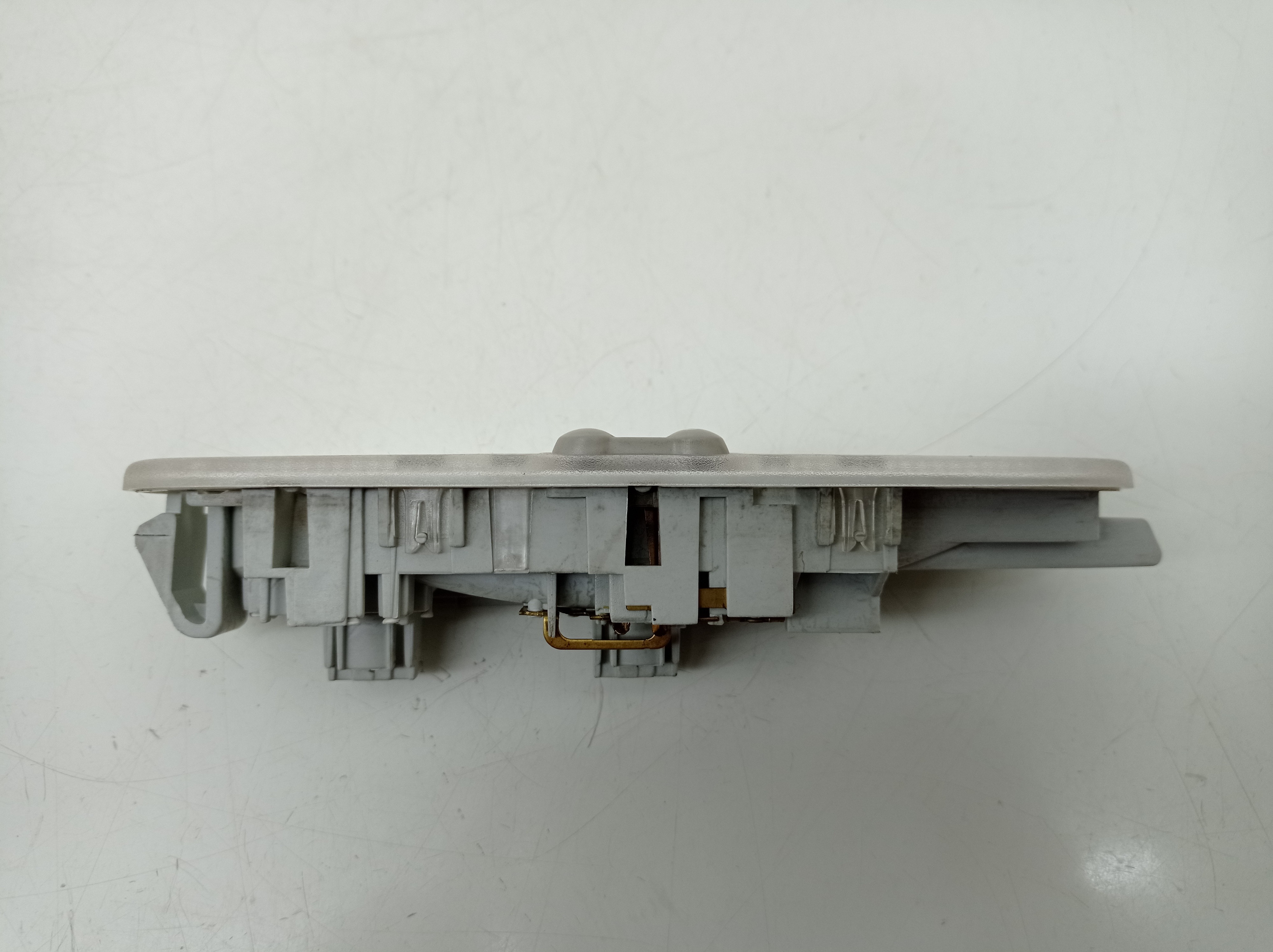 Luz De Teto Traseira Renault Duster 2014 4