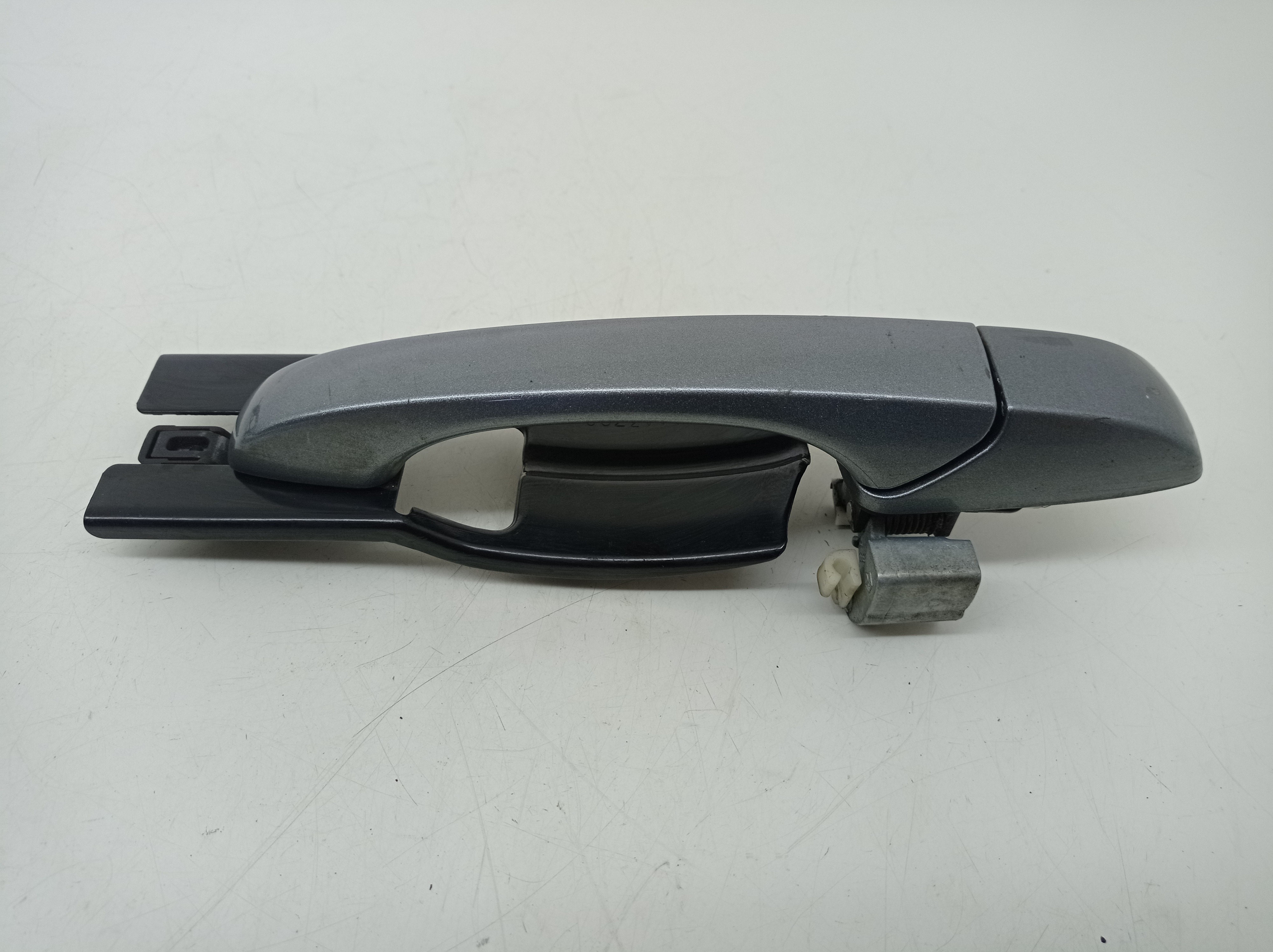 Macaneta Externa Dianteira Direita Dodge Journey 2009  – Cinza