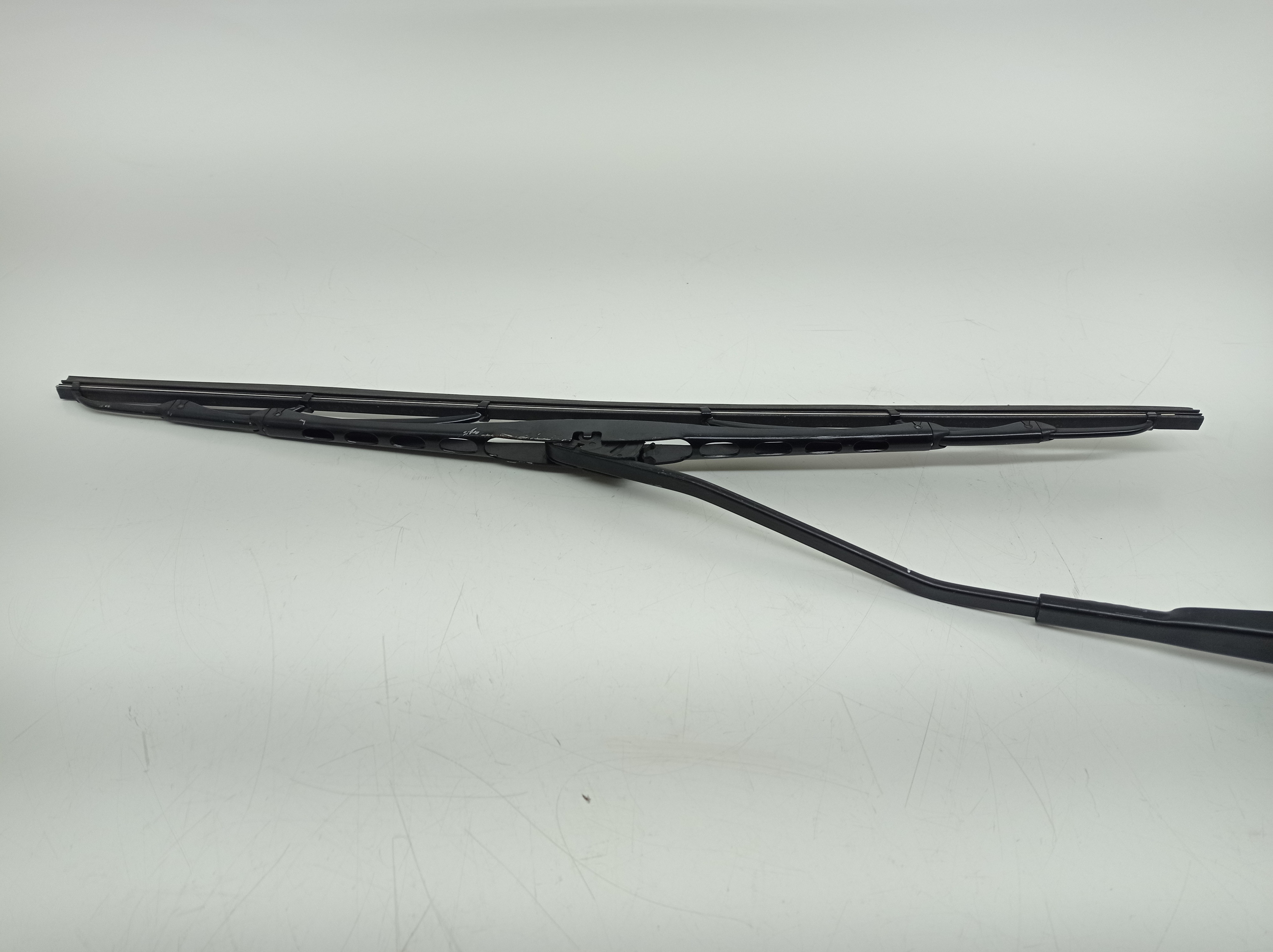 Braço Limpador Dianteiro Direito Renault Duster 2.0 2014 – Direito 2
