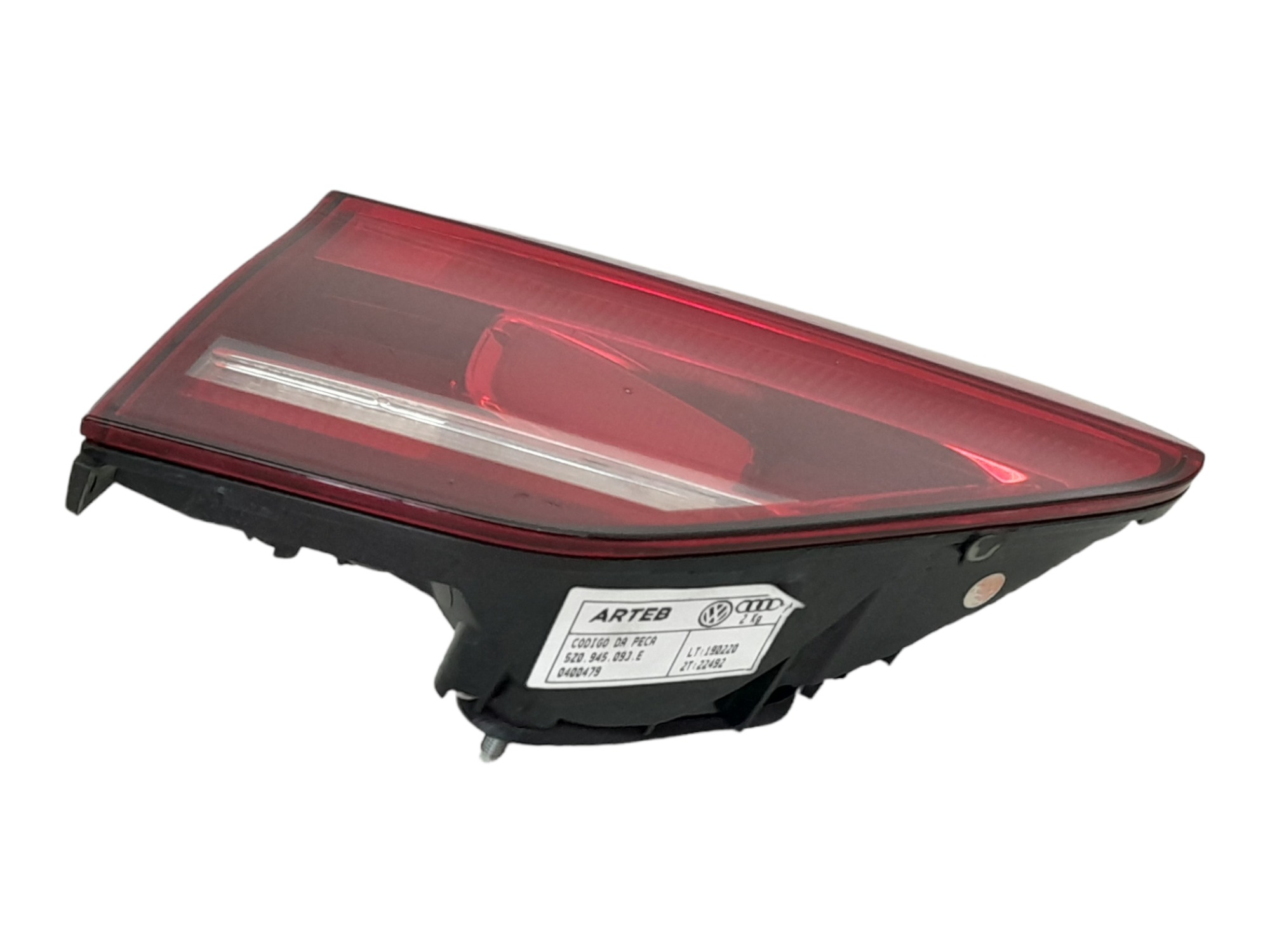 Lanterna Esquerda Tampa Traseira Volkswagen Fox Connect 2019 Esquerdo Vermelho 2