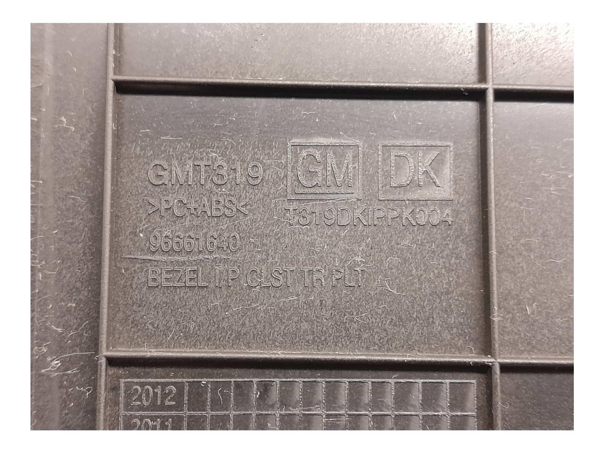 Moldura Painel De Instrumento Chevrolet Captiva Sport 2010 6