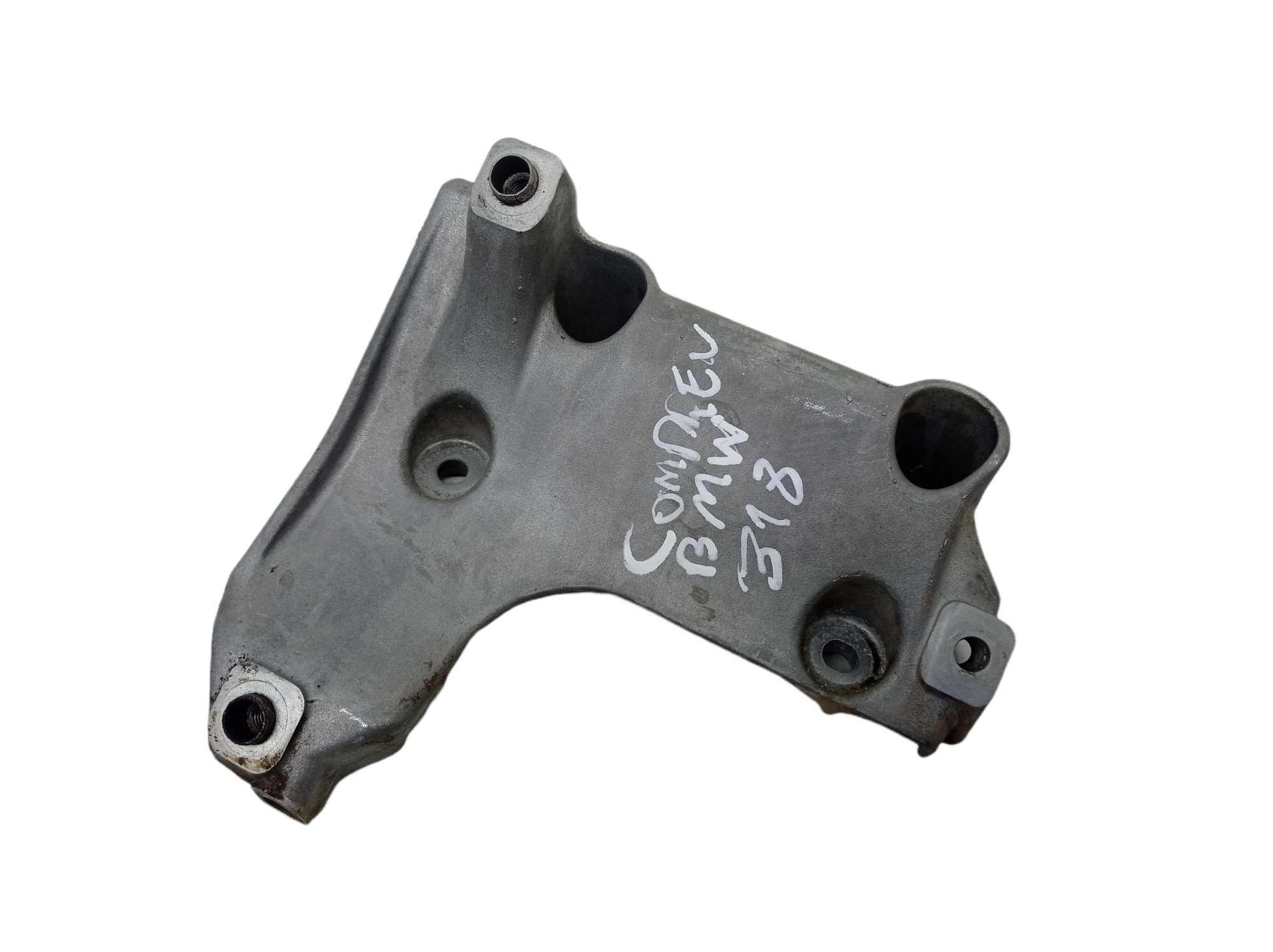 Suporte Compressor Do Ar Bmw 318i 2.0 2012 Automatico Gas
