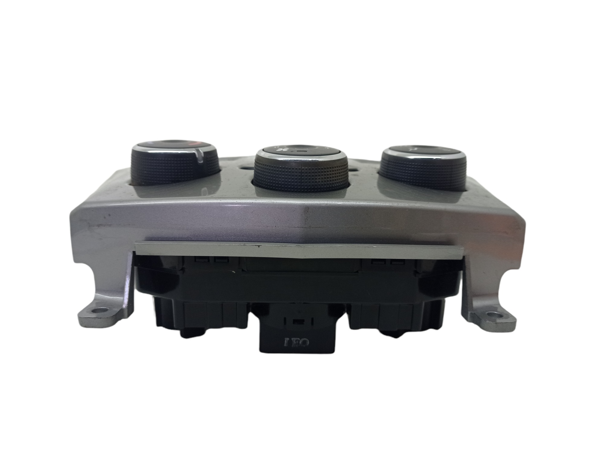 Controle De Ar Chevrolet Tracker 1.8 2014 6