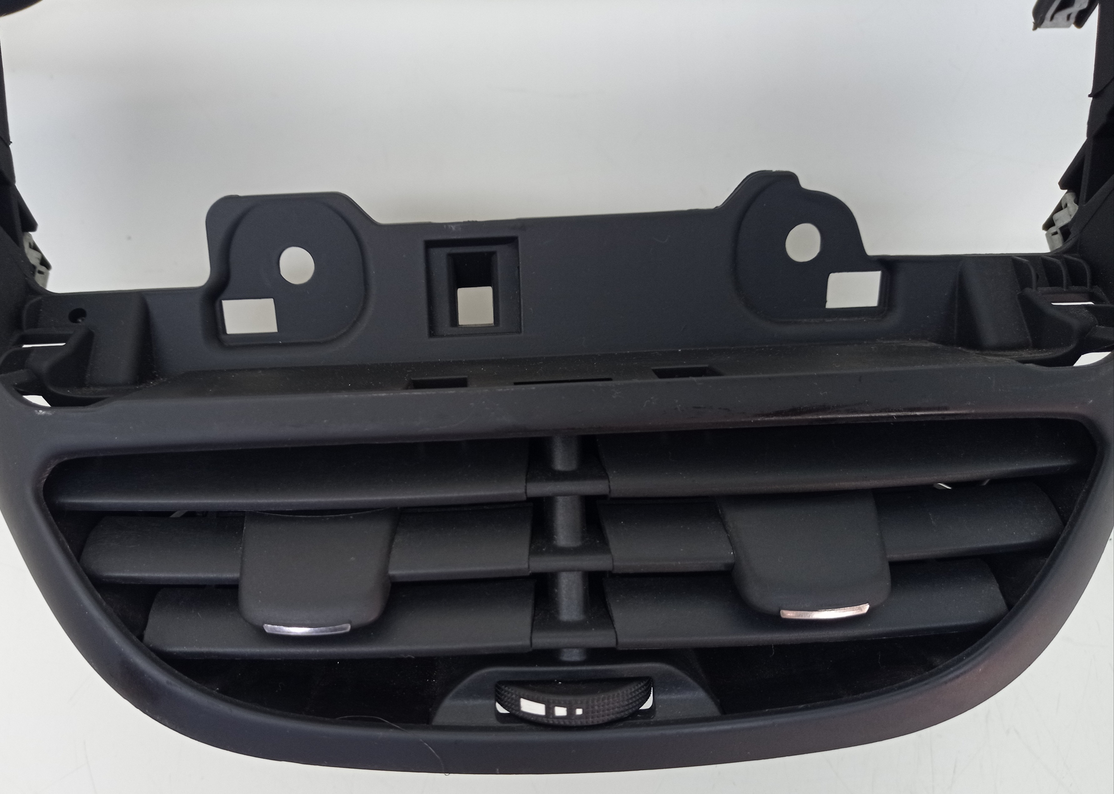 Moldura Central Com Difusor Peugeot 2008 2019 5