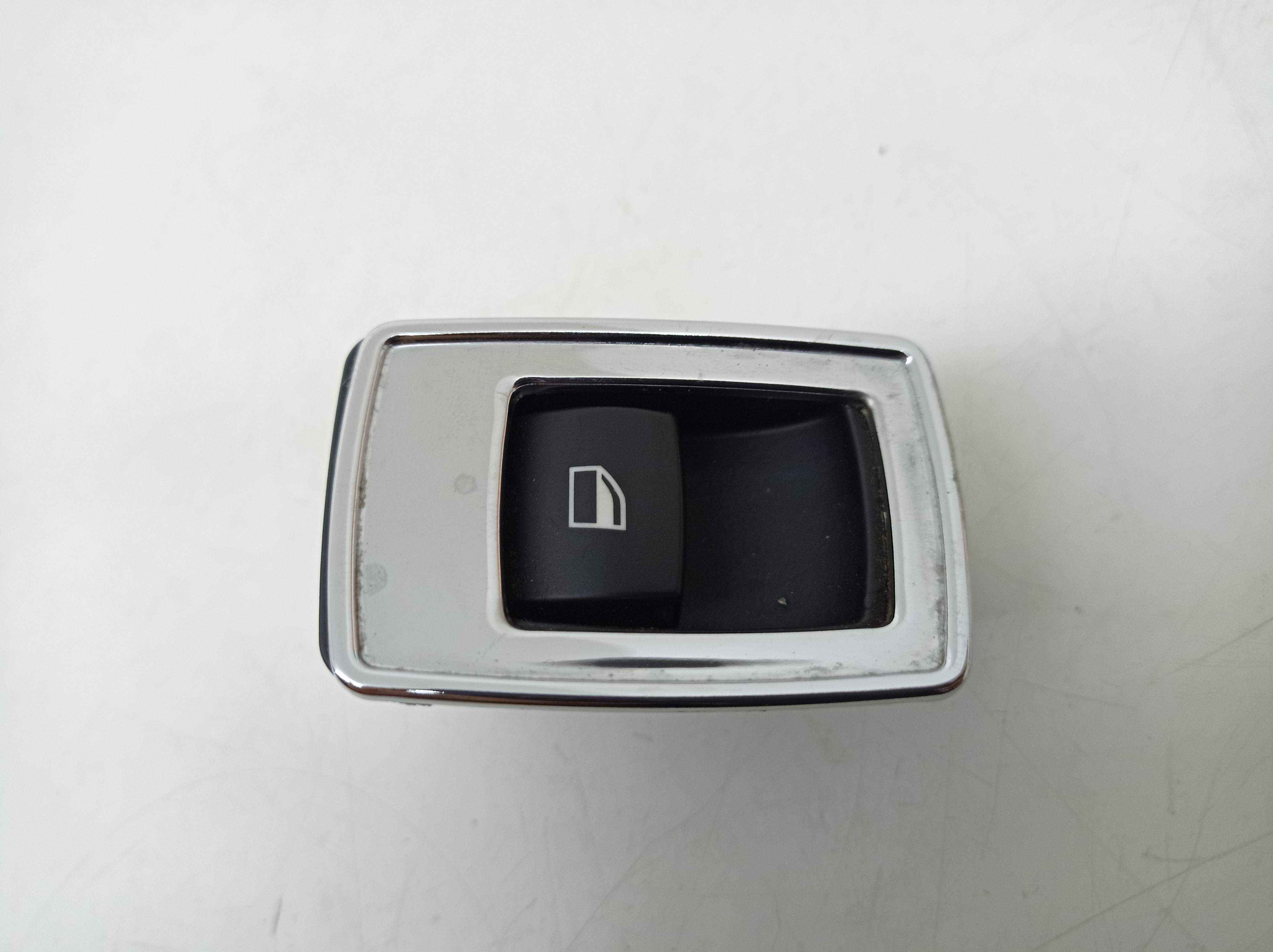 Botao Vidro Traseiro Esquerdo Bmw 325i 2008