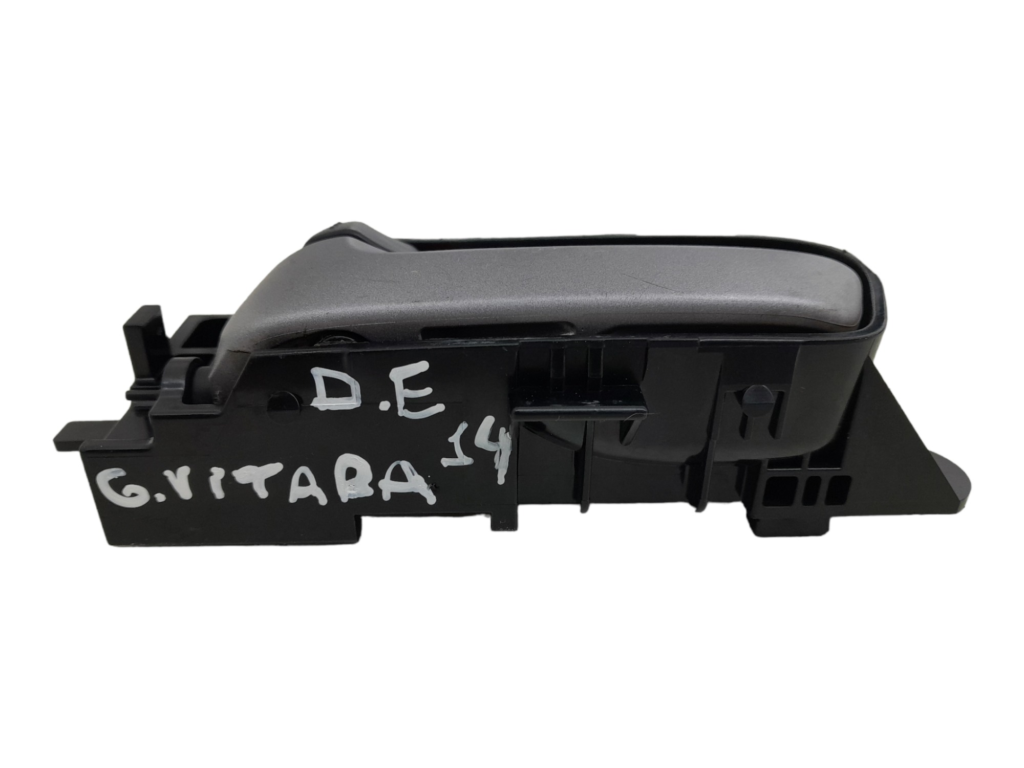 Macaneta Interna Dianteira Esquerda Suzuki Grand Vitara 2014 Cinza Dianteira 4