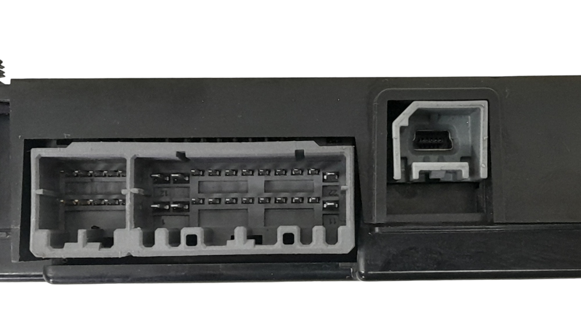 Modulo Bluetooth Jeep Cherokee Sport 2012 7