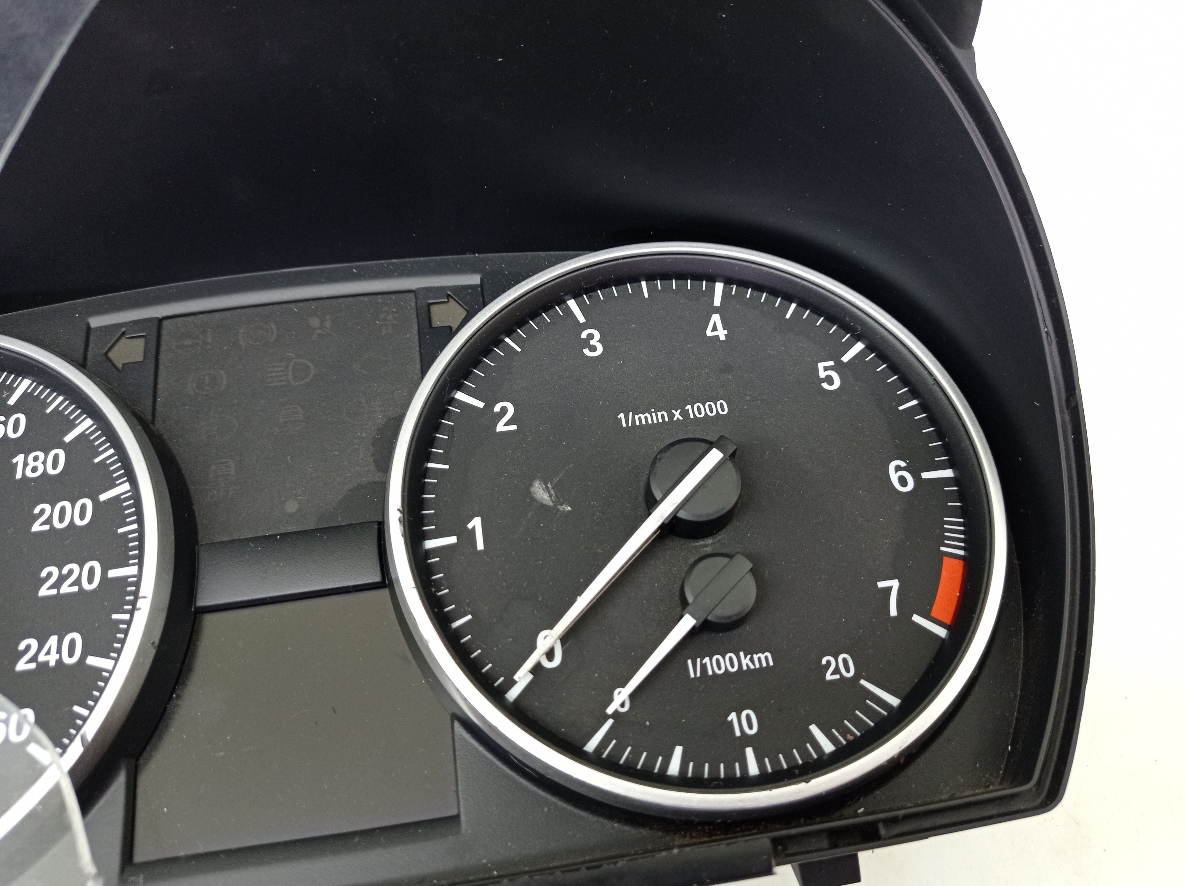 Painel De Instrumento Bmw 318i 2.0 2012 Gasolina Automatico 7