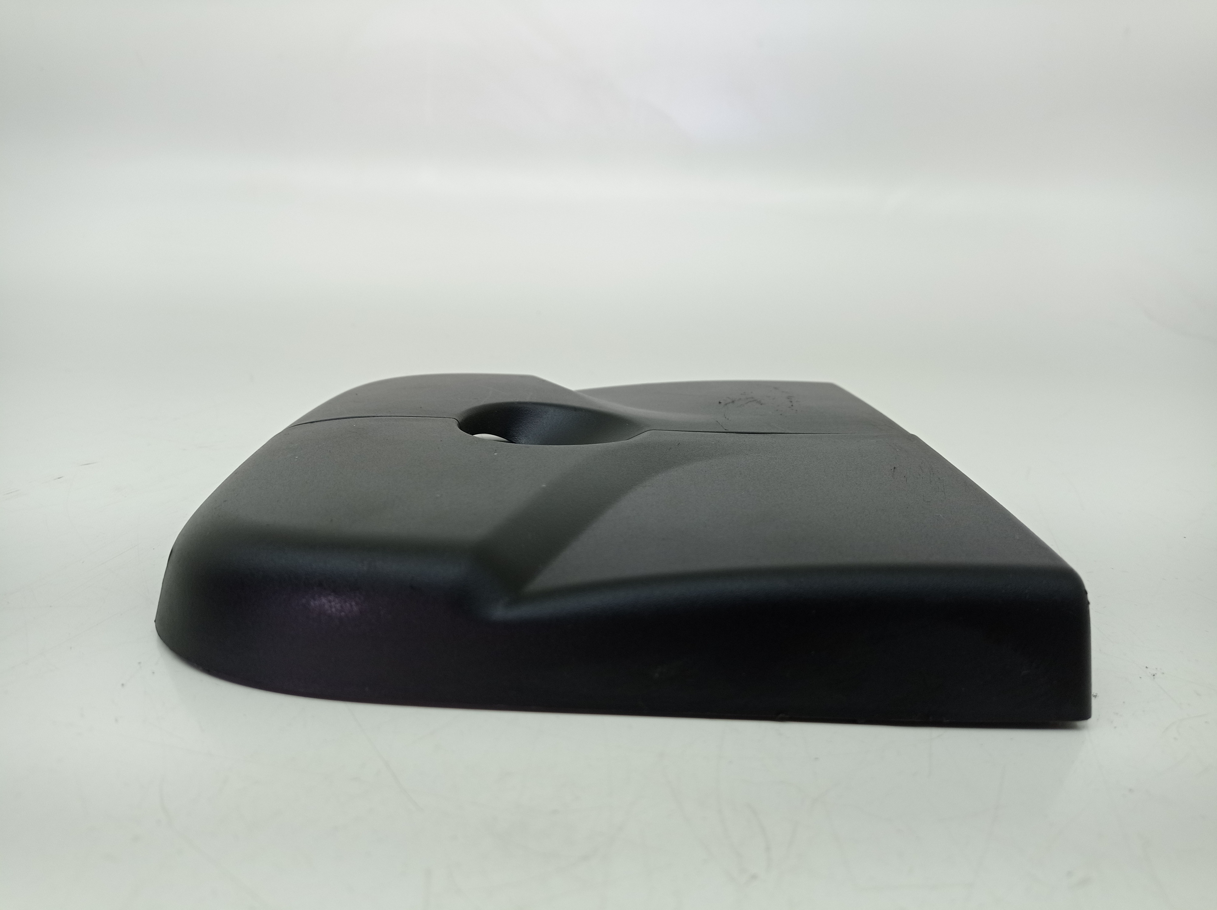 Moldura Sensor Parabrisa Chevrolet Tracker 2017 3