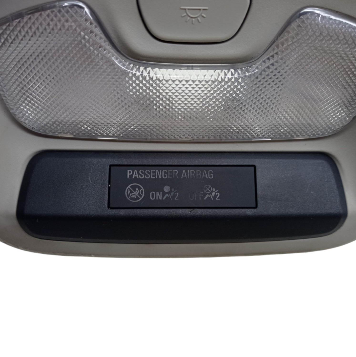 Luz Teto Chevrolet Onix Plus 2022 2