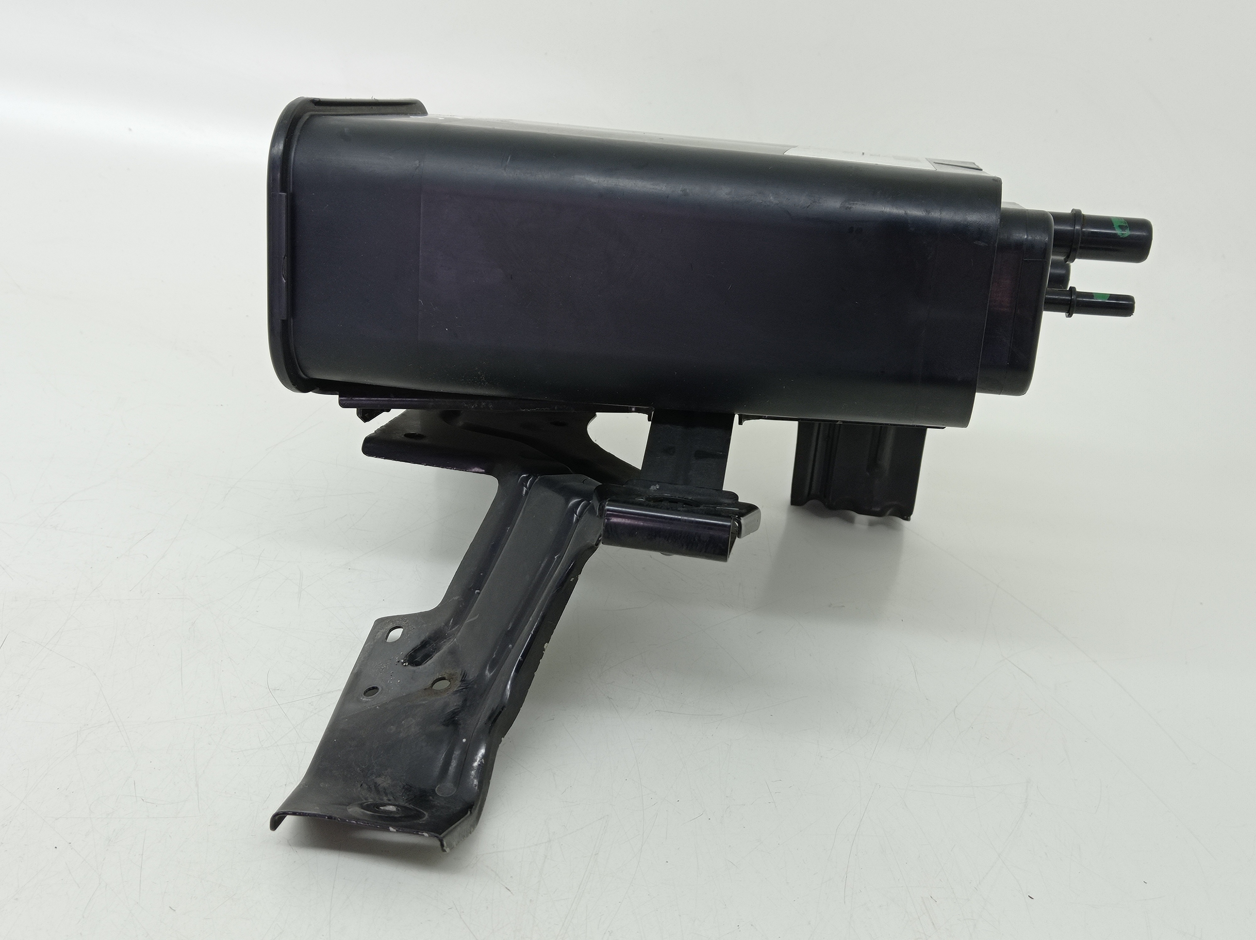Canister Volvo Xc60 T6 3.0 6cc 2011 Gasolina Automatico 3