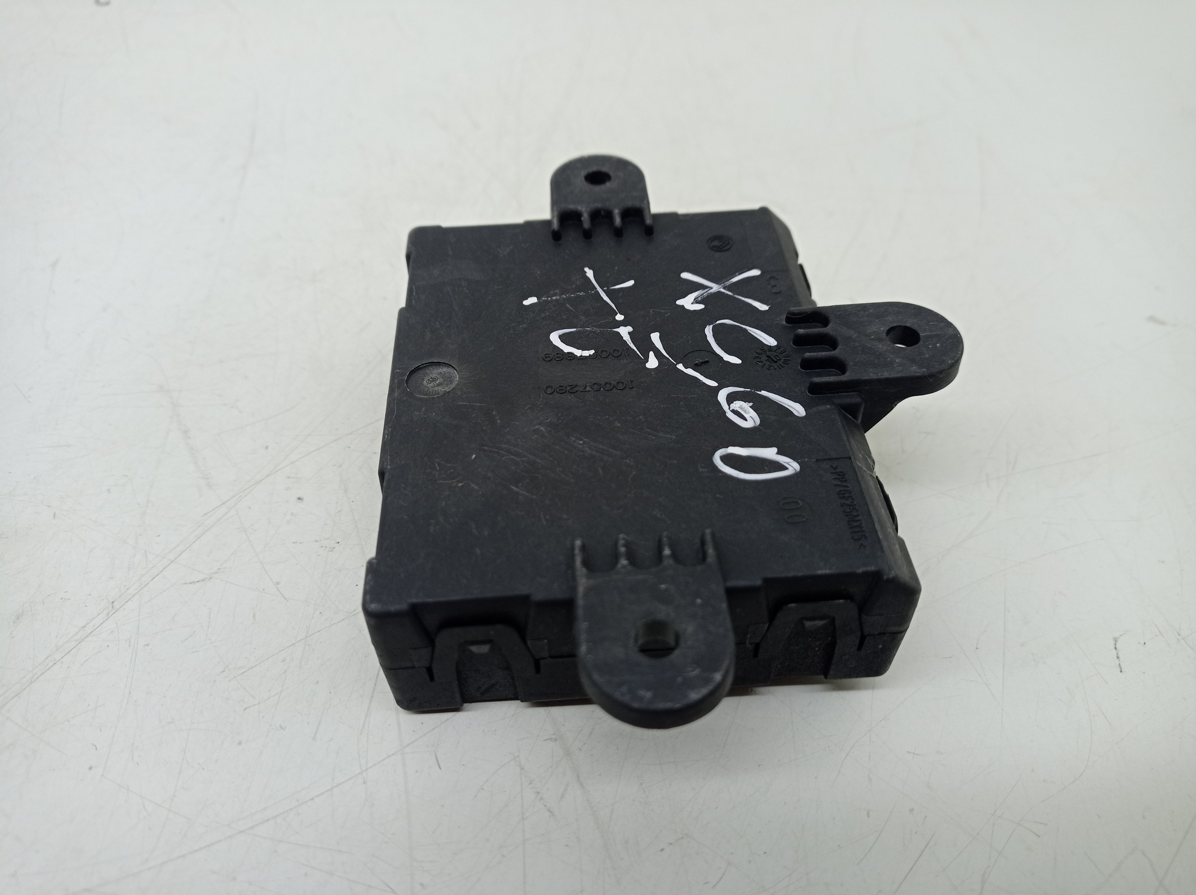 Modulo De Porta Traseira Esquerda Volvo Xc60 2011 4