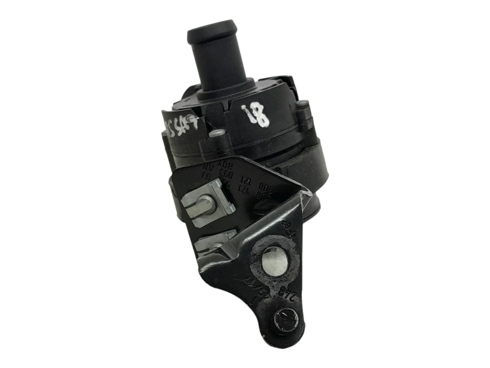 Bomba Agua Auxiliar Volkswagen Passat Tsi 2.0 16v 2018 3