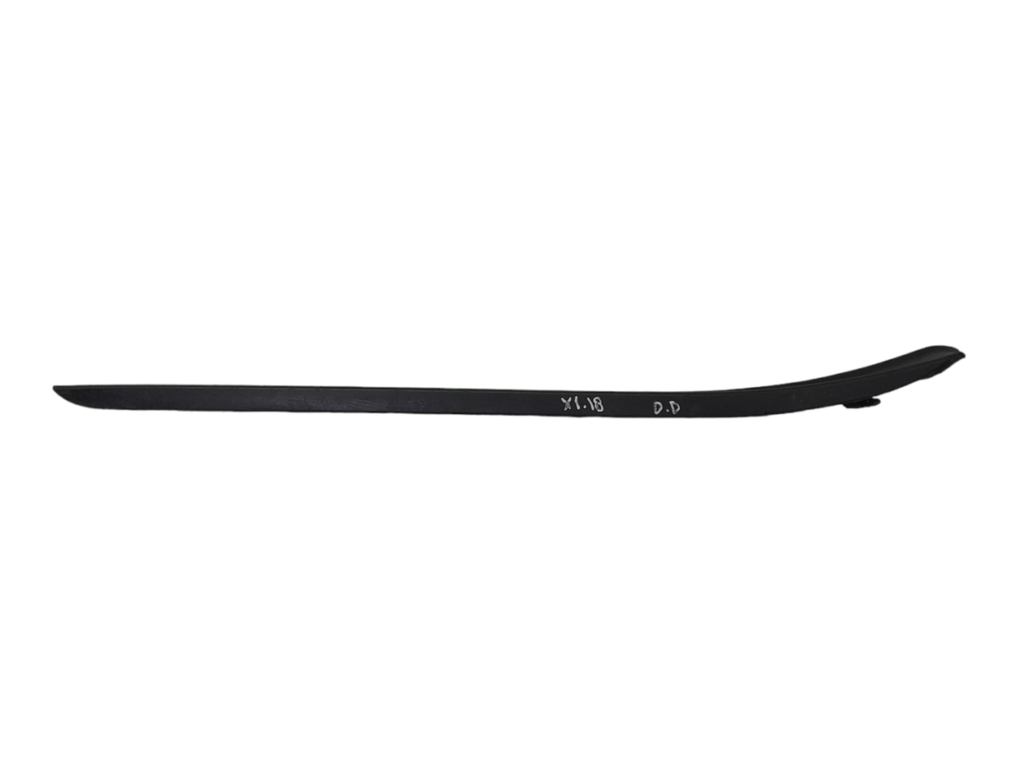 Aplique Direito Parabrisa Bmw X1 Sdrive20i 2018 – Preto 1