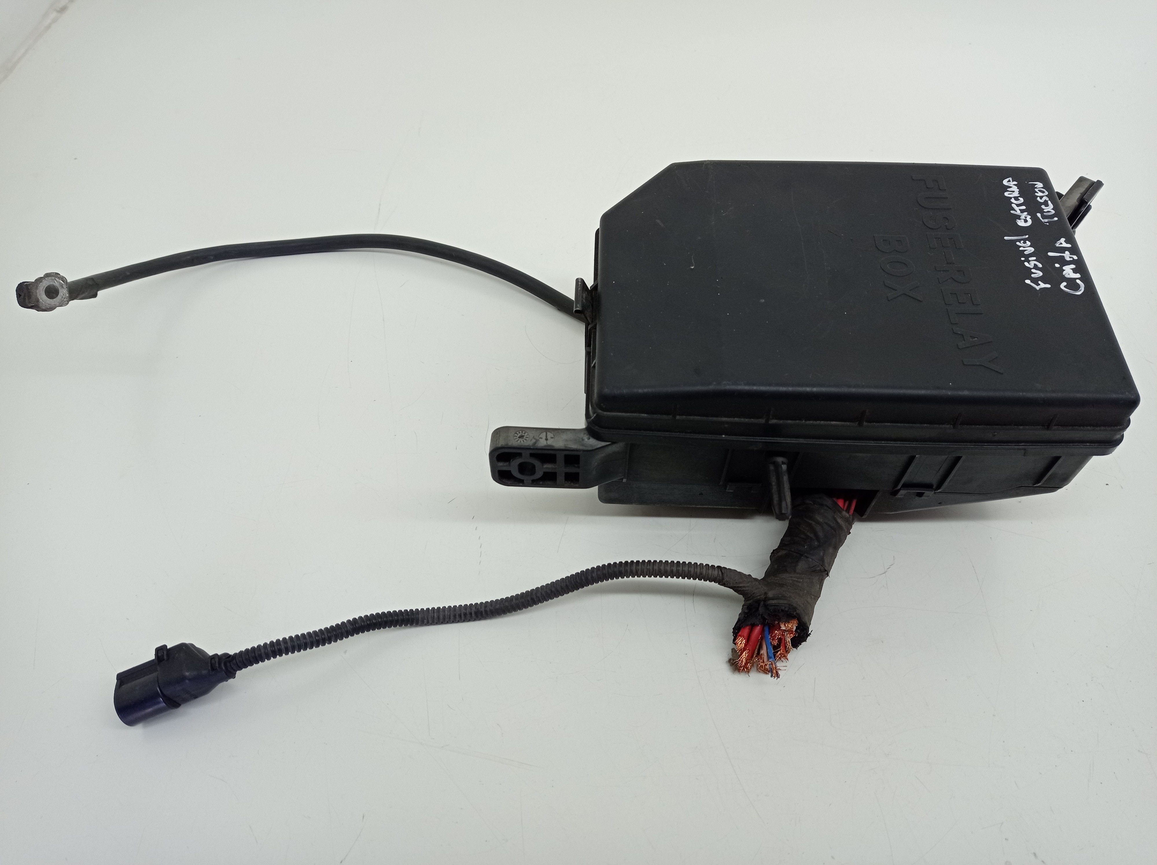 Caixa De Fusivel Externa Hyundai Tucson 2.7 V6 2008 Aut 2