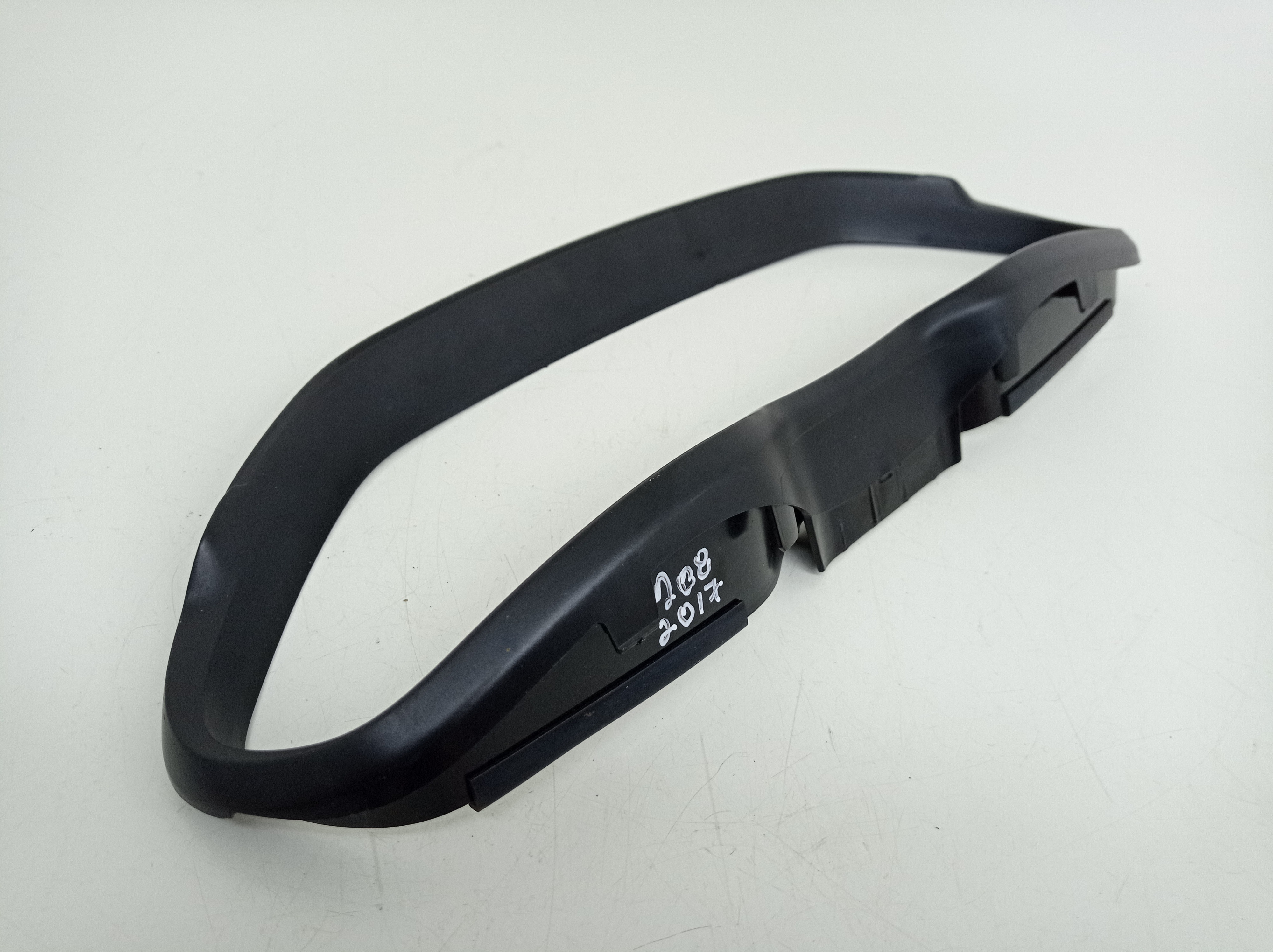 Moldura Painel De Instrumentos Peugeot 2008 2019 4