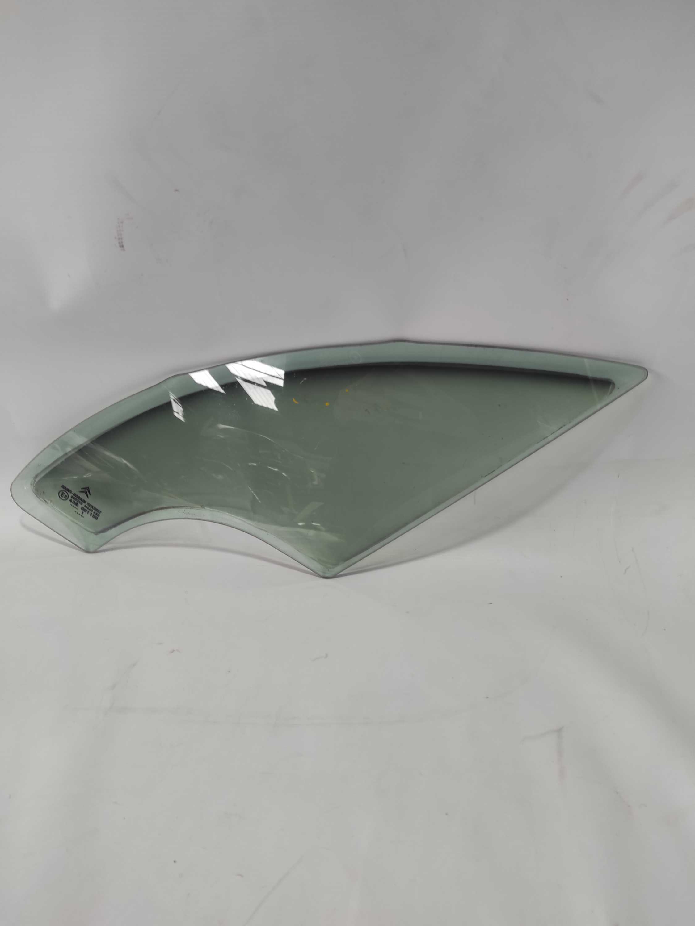vidro fixo Dianteiro Esquerdo Citroen C3 2012