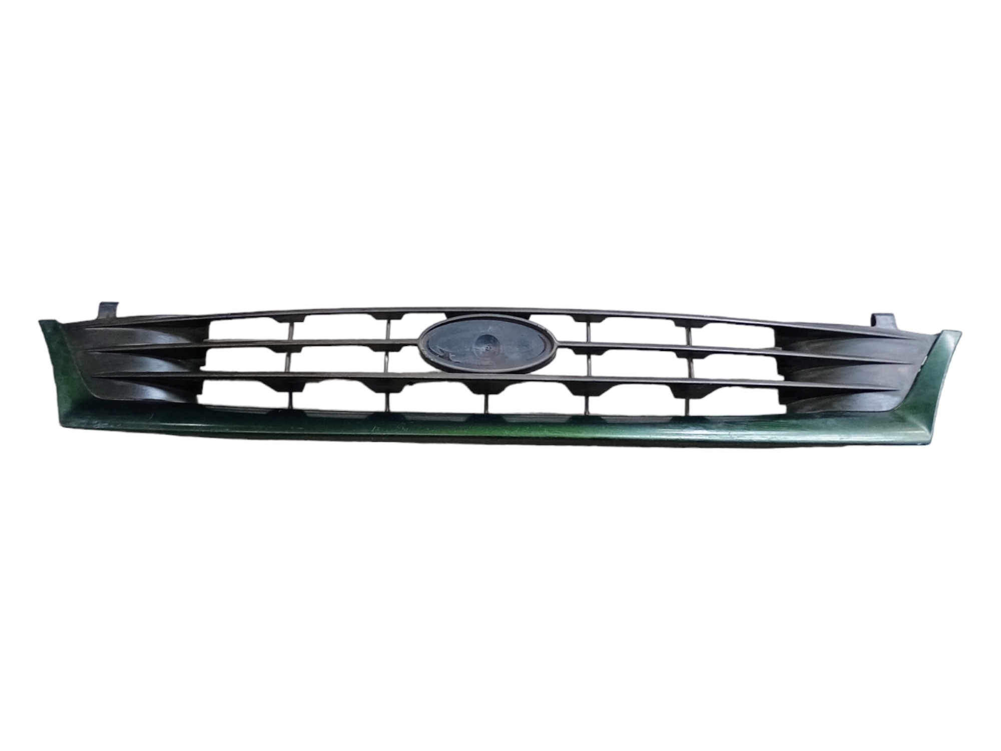 Grade Radiador Ford Fiesta Courier 1.0  2000 2