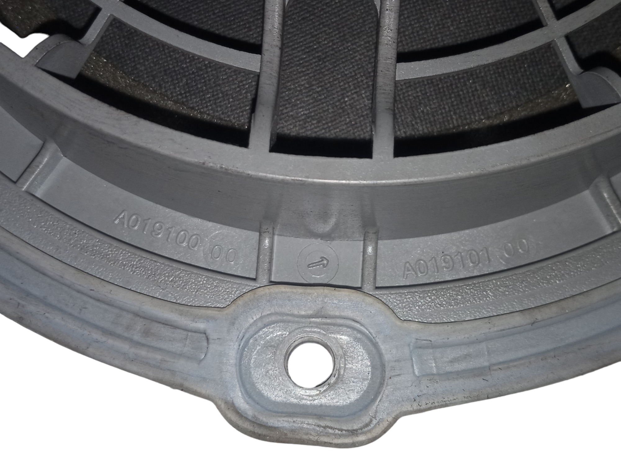 Auto Falante Tras Dir Peugeot 208 Griffe 1.6 16v 2017 Preta 3