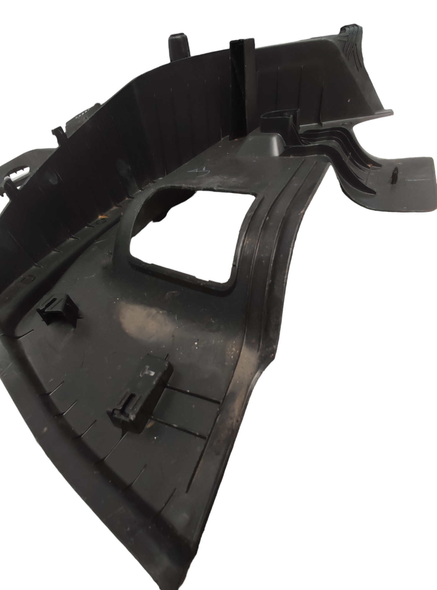 Suporte de tampão de som lado direito VW up move 2016 1