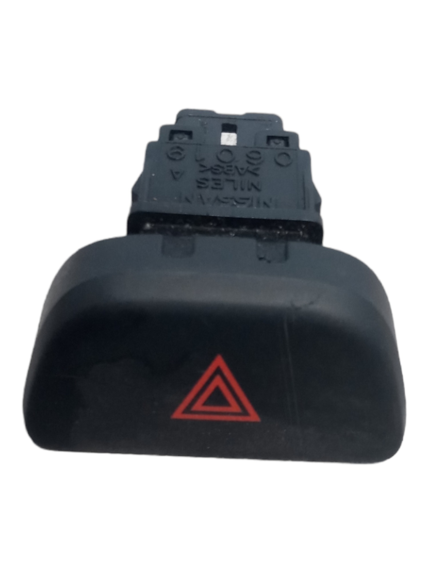 Botao Pisca Alerta Nissan March 1.0 16v 2012 1