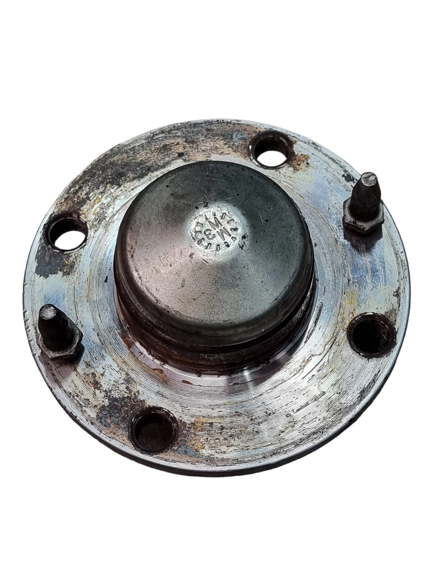 Cubo Roda Traseira Esquerda Fiat Palio Attractive 2013