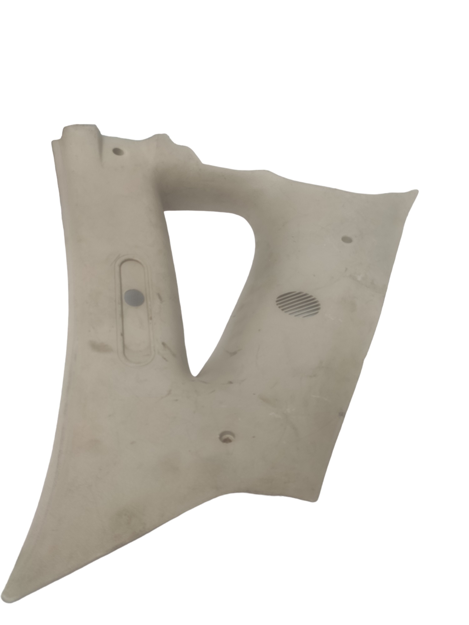 Moldura Da Coluna Traseira Direita Gm Classic 2005 2