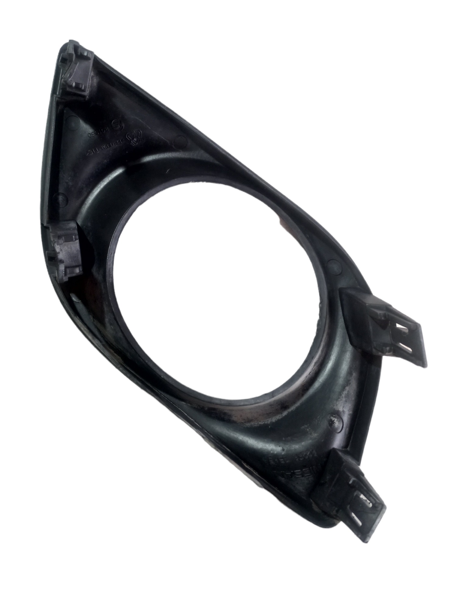 Moldura Farol Milha Direito Nissan Versa 16v 2012 622563ba5a 2