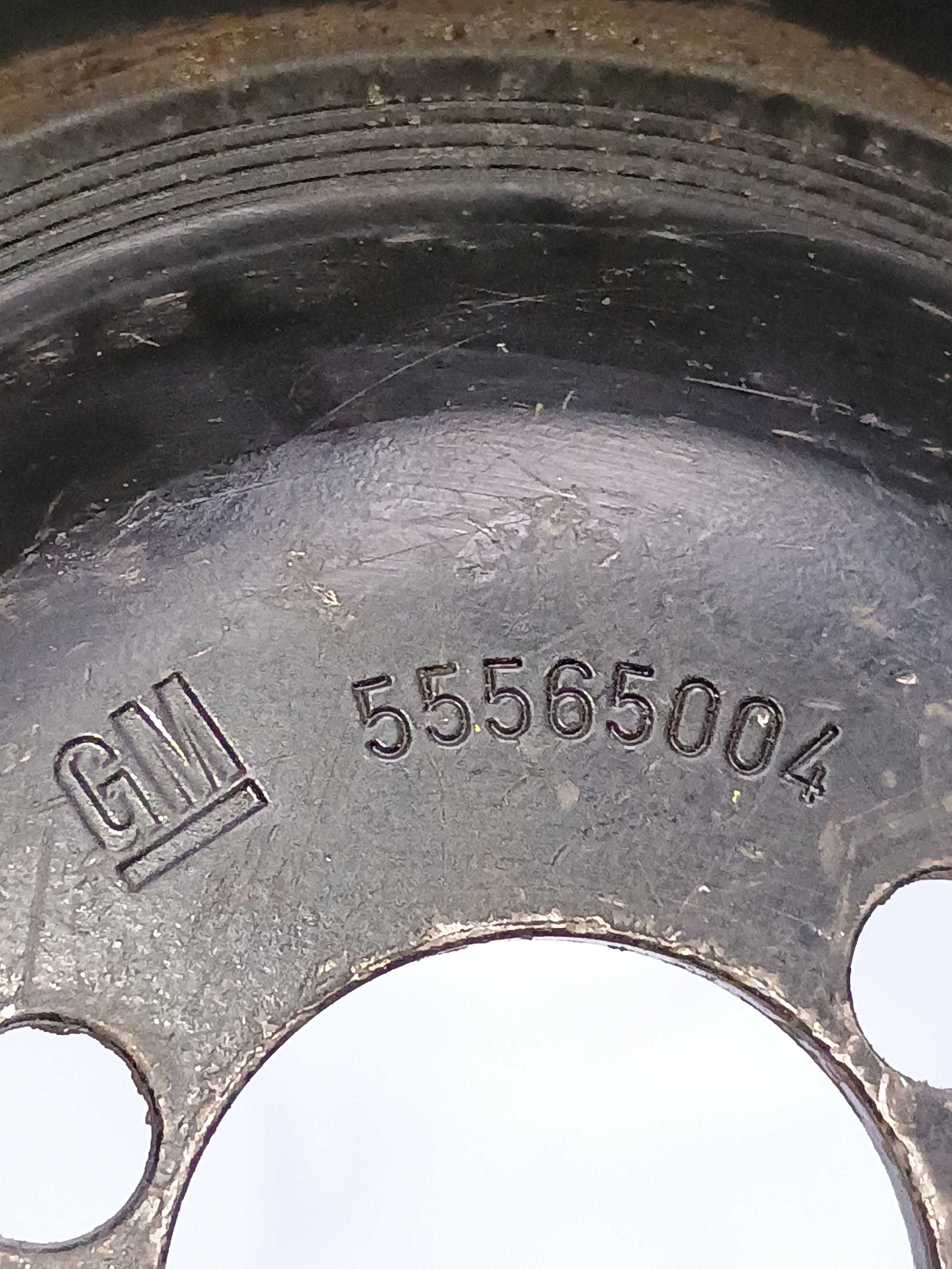 Polia Bomba Dágua Gm Cruze 1.8 2012 À 2015 55565004 3