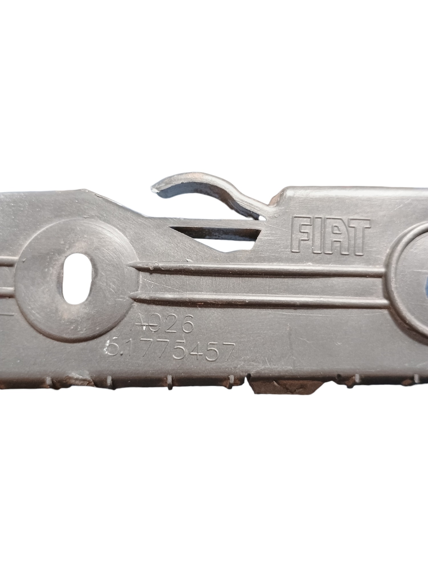 Guia Suporte Do Parachoque Tras Dir  Fiat Bravo 1.8 2014 3