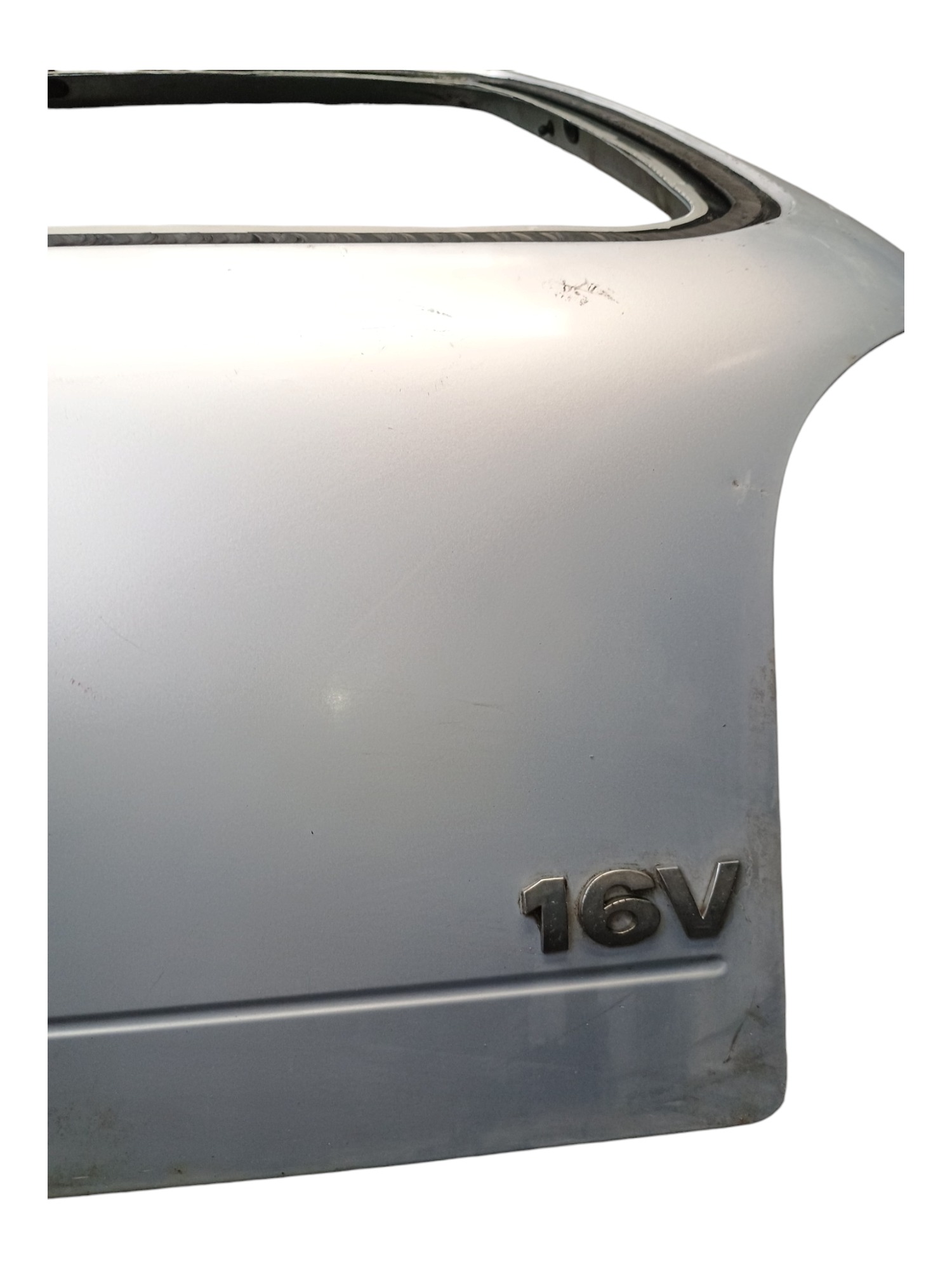 Tampa Traseira Vw Gol 2000 Com Detalhes 9