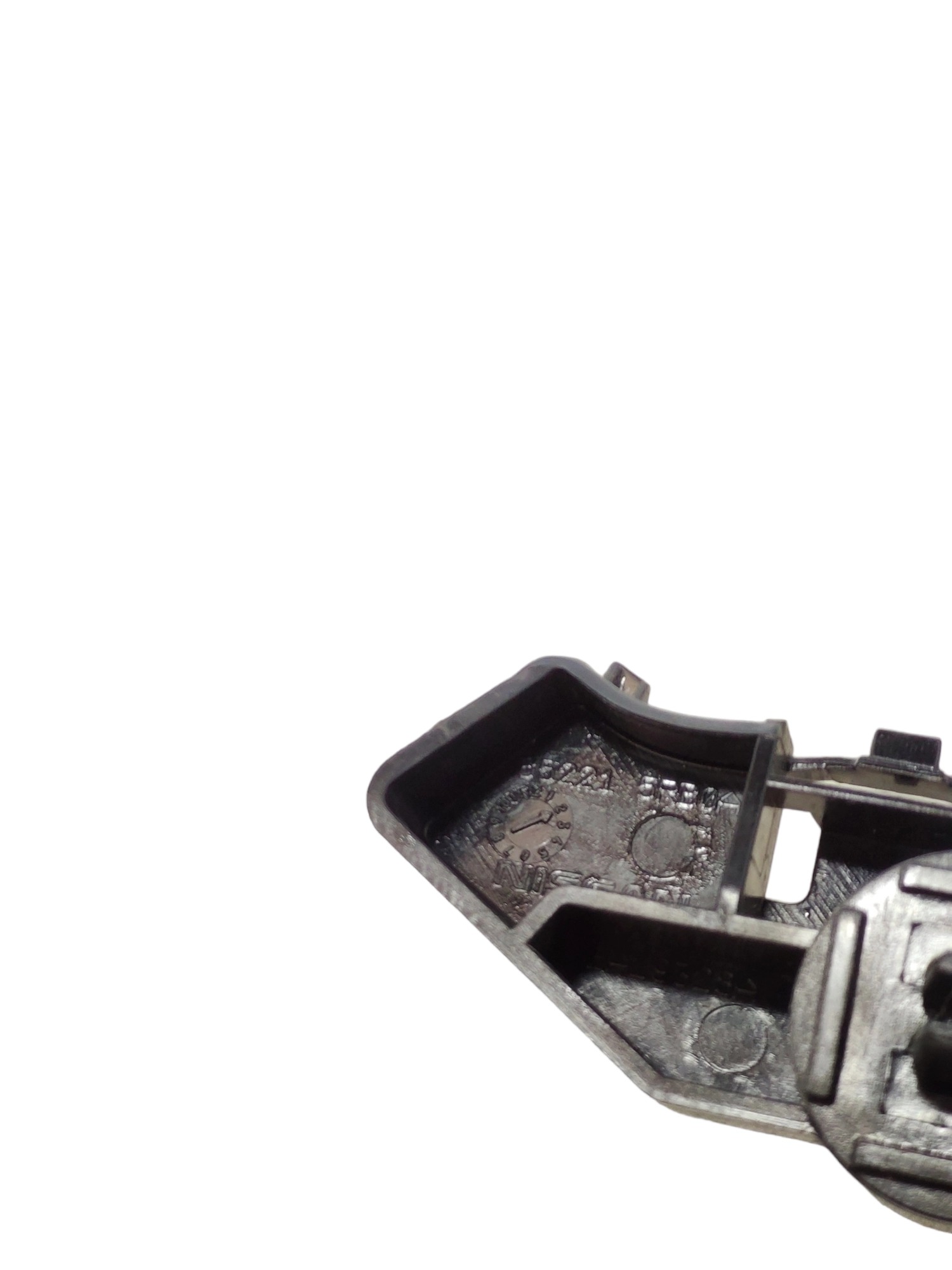 Guia Para-choque Traseiro Le Nissan Kicks 2019 852215rb0a 3