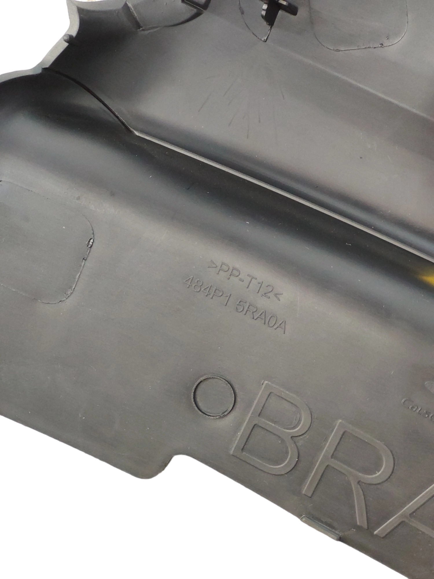 Moldura Superior Coluna Direção Kicks S 2019 484p15ra0a 3