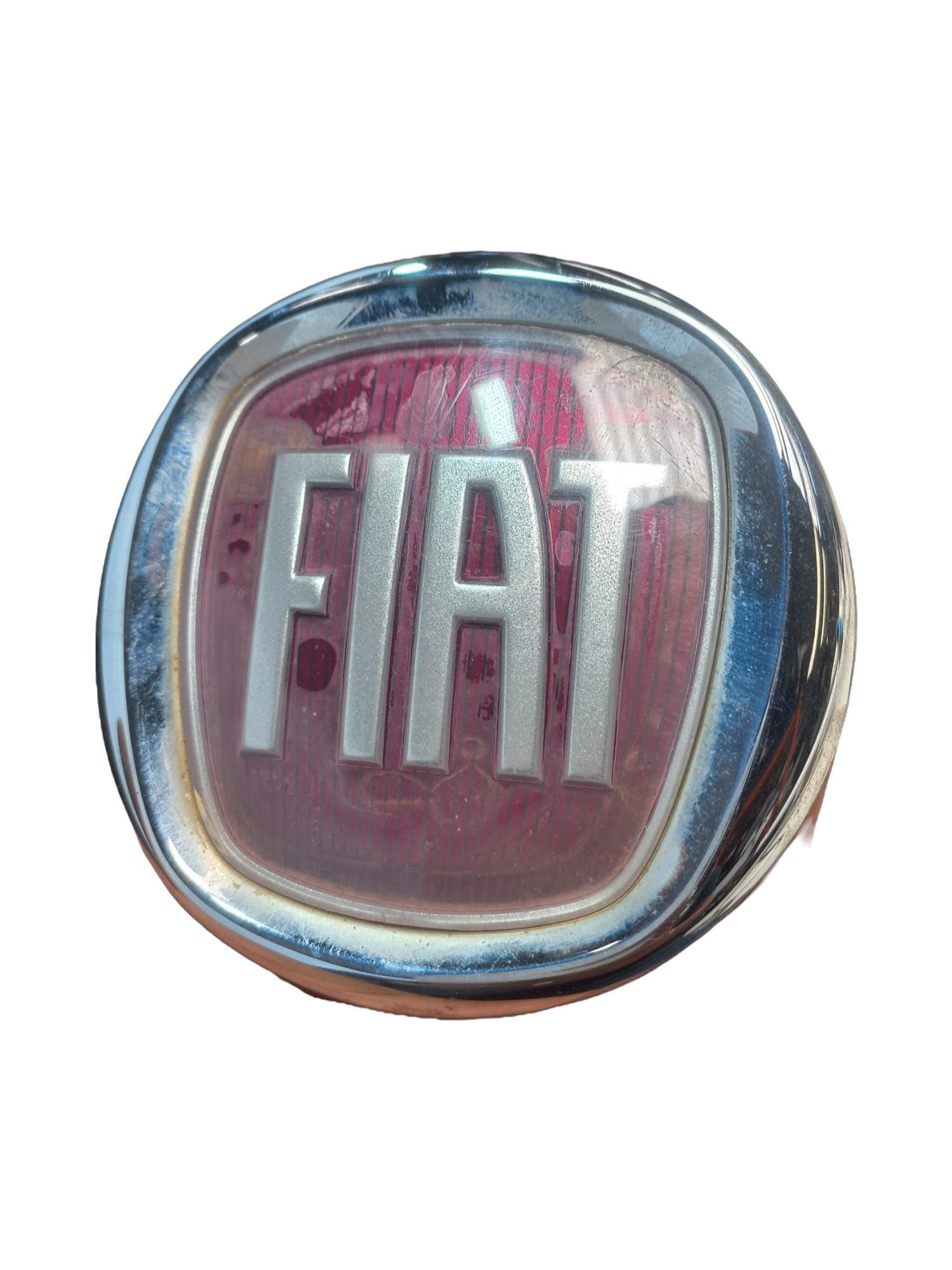 Emblema Dianteiro Fiat Uno Vivace 1.0 2013 Prata