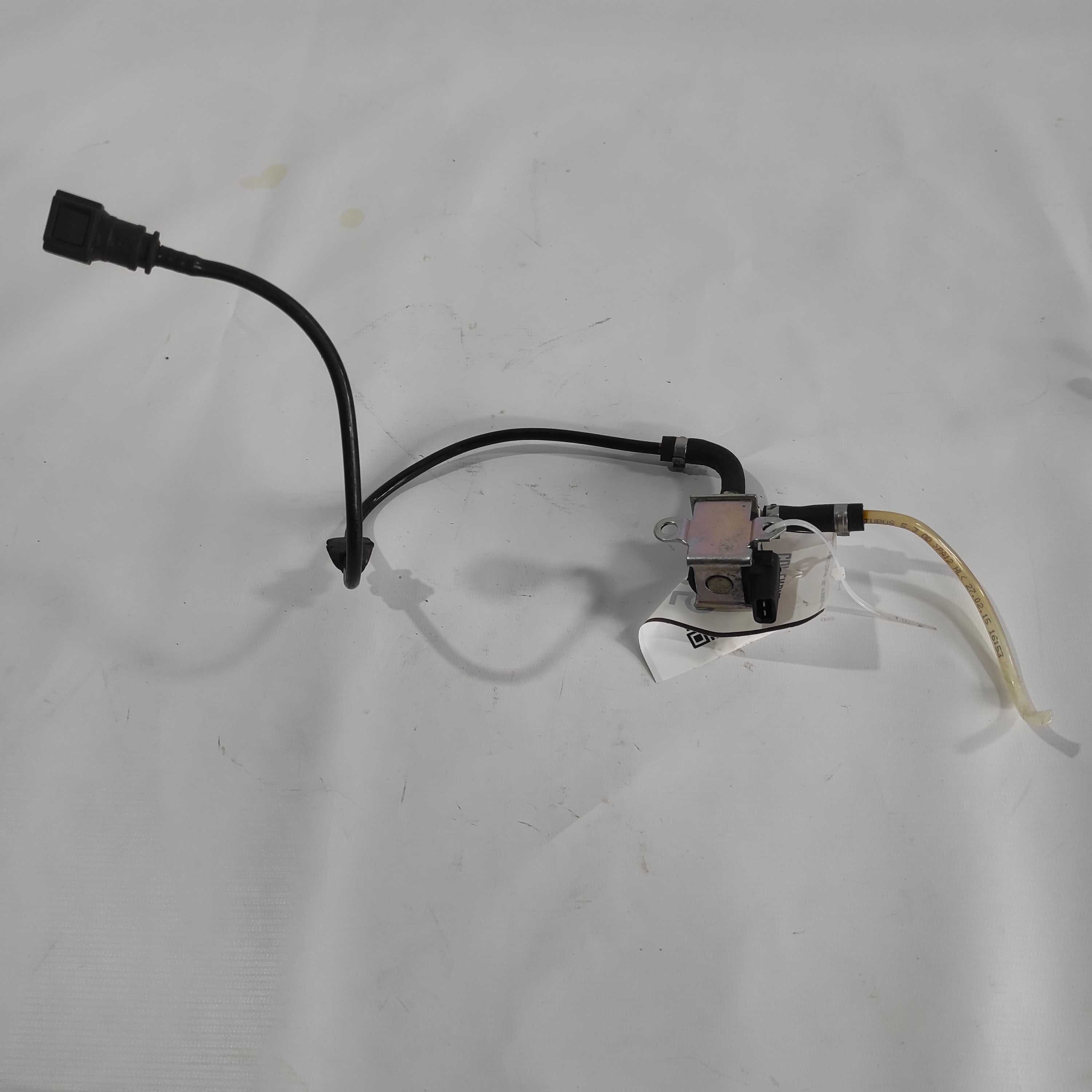 Válvula Solenoide De Partida Frio Prisma 2016 93248229