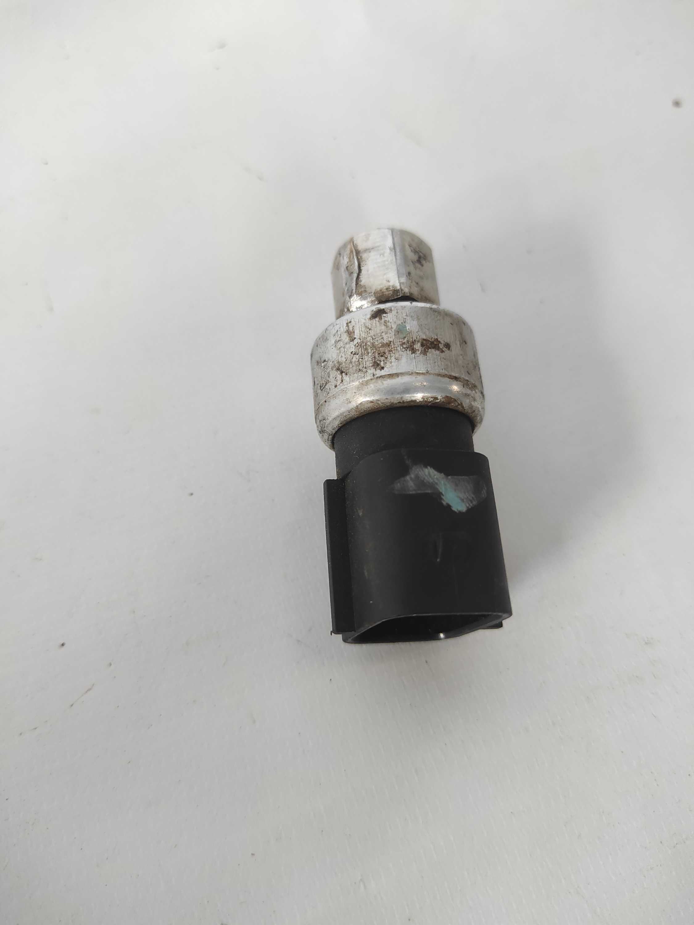 Válvula De Pressão Ar Condicionado Ecosport Xlt 8l8490594