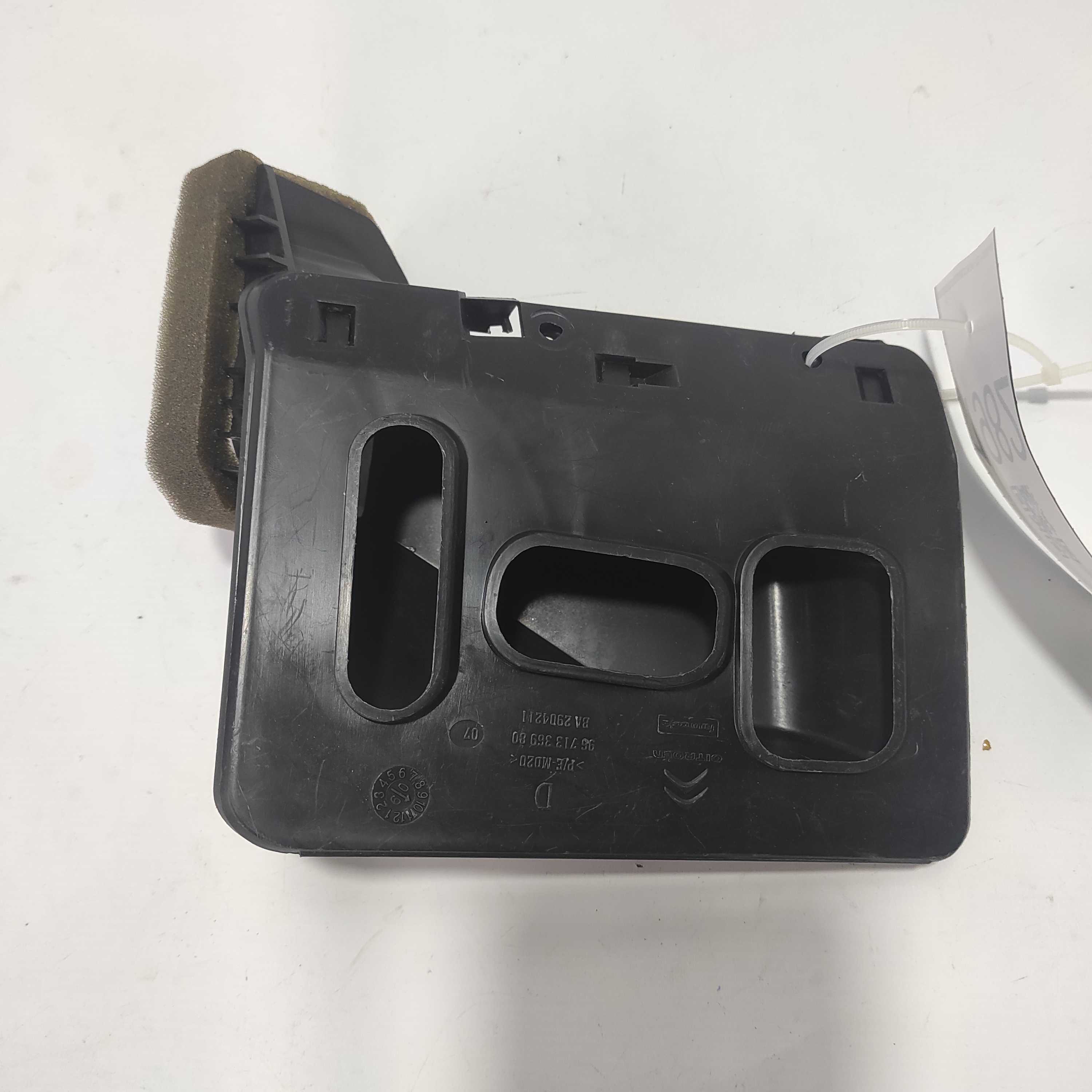 Acabamento Saída De Ar Citroen C3 Picasso 9671336980 1