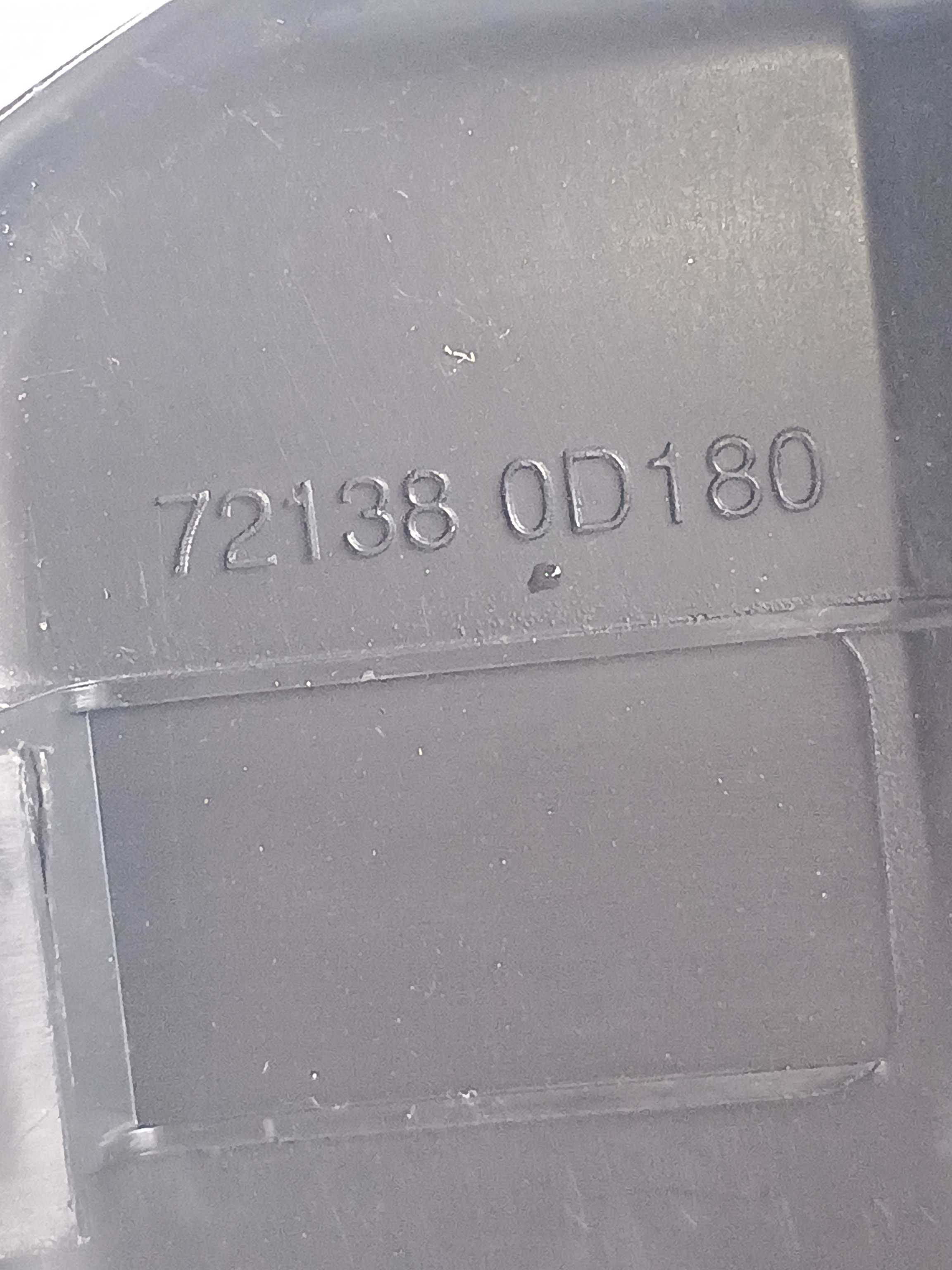 Acabamento Trilho Banco Le Toyota Yaris Sedan 2020 C/detalhe 5
