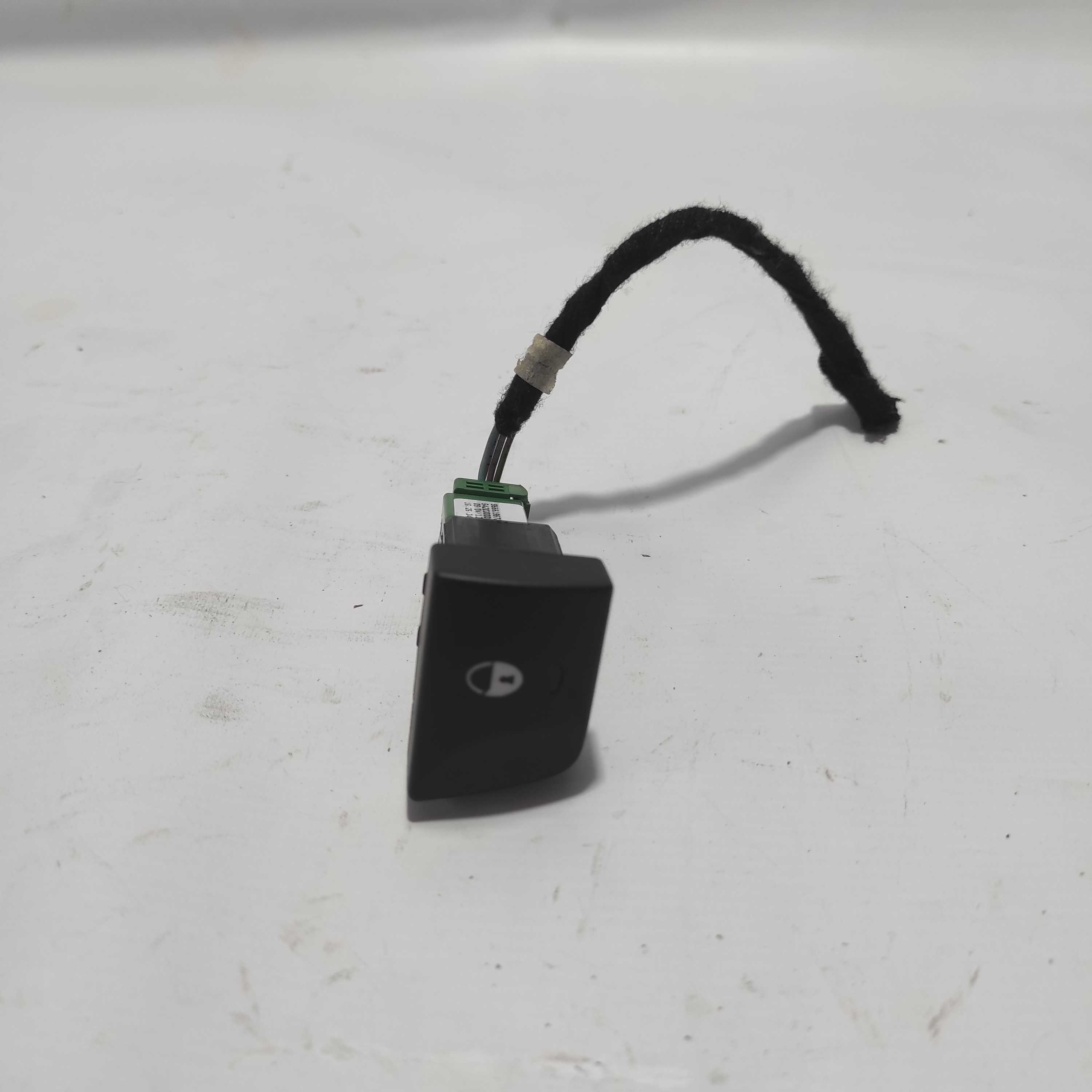 Botão Trava Elétrica Citroen C3 Picasso 96661967zd 1